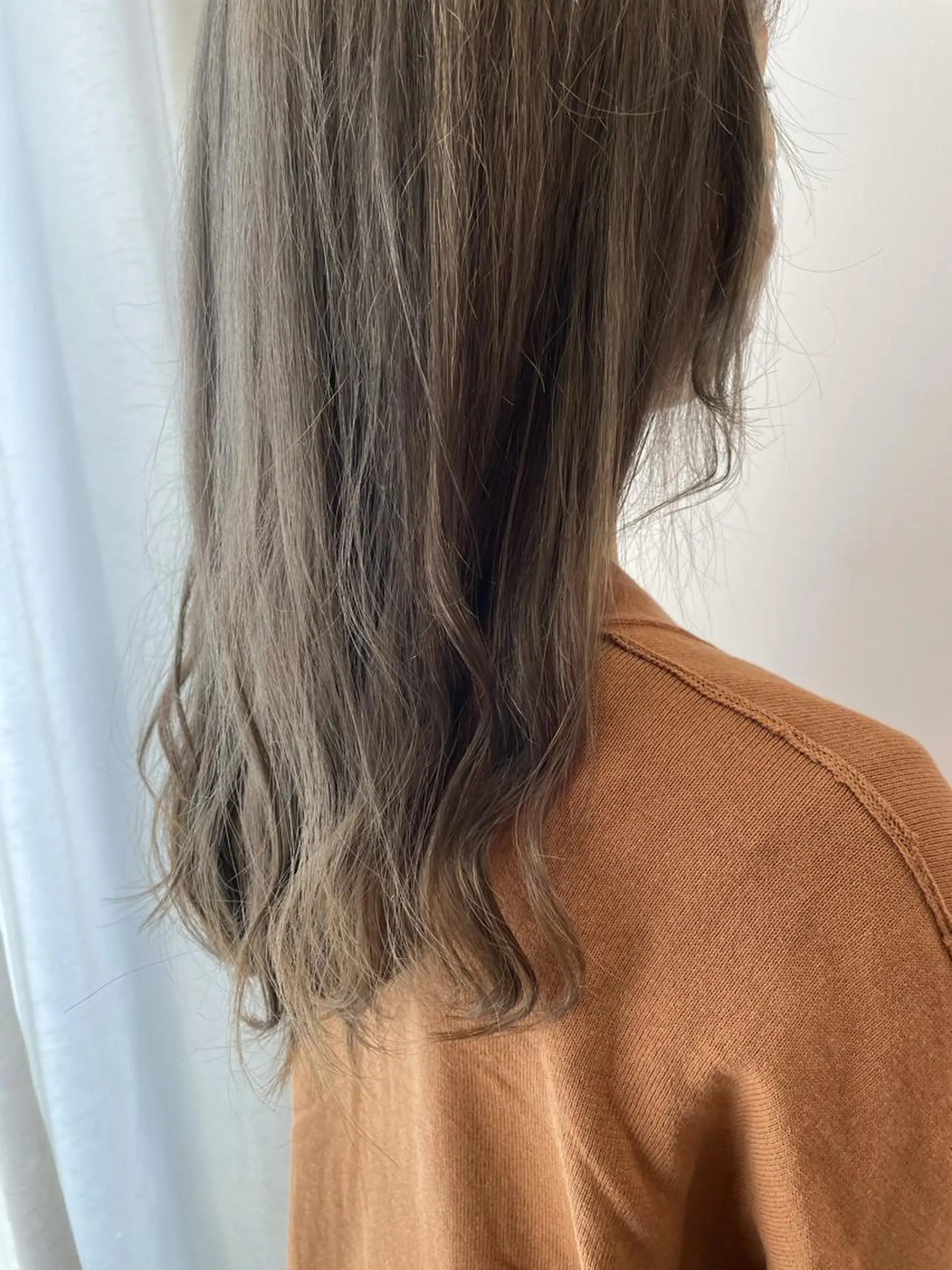 ロング ヘアカラー トリートメント 中井 茅佳のヘアスタイル