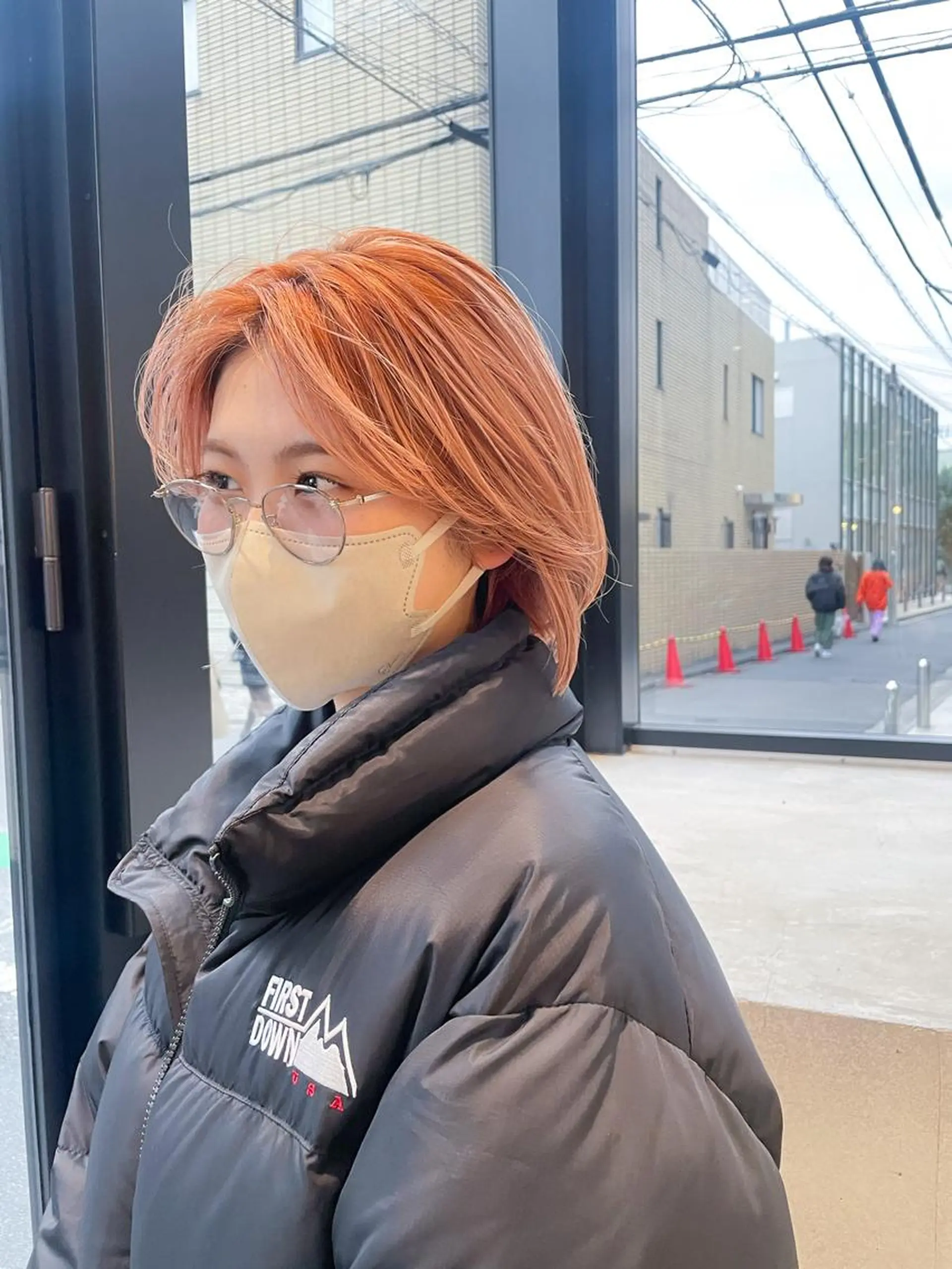 ショート カラー ヘアアレンジ ミニボブ/ブリーチ 🌈MISATOのヘアスタイル