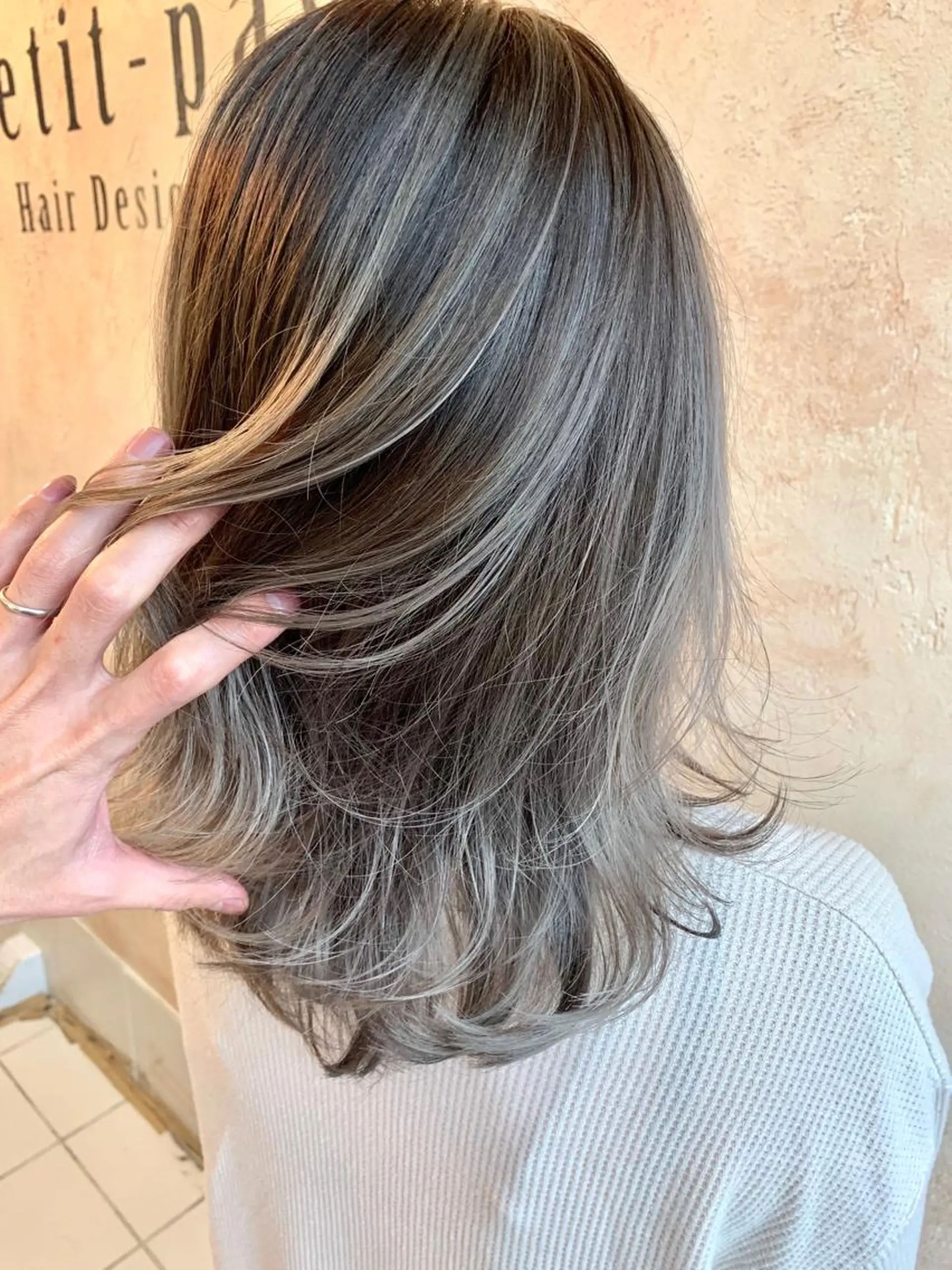 セミロング カラー ヘアカラー トリートメント 水戸内原🐜 メンズ郡司裕紀のヘアスタイル