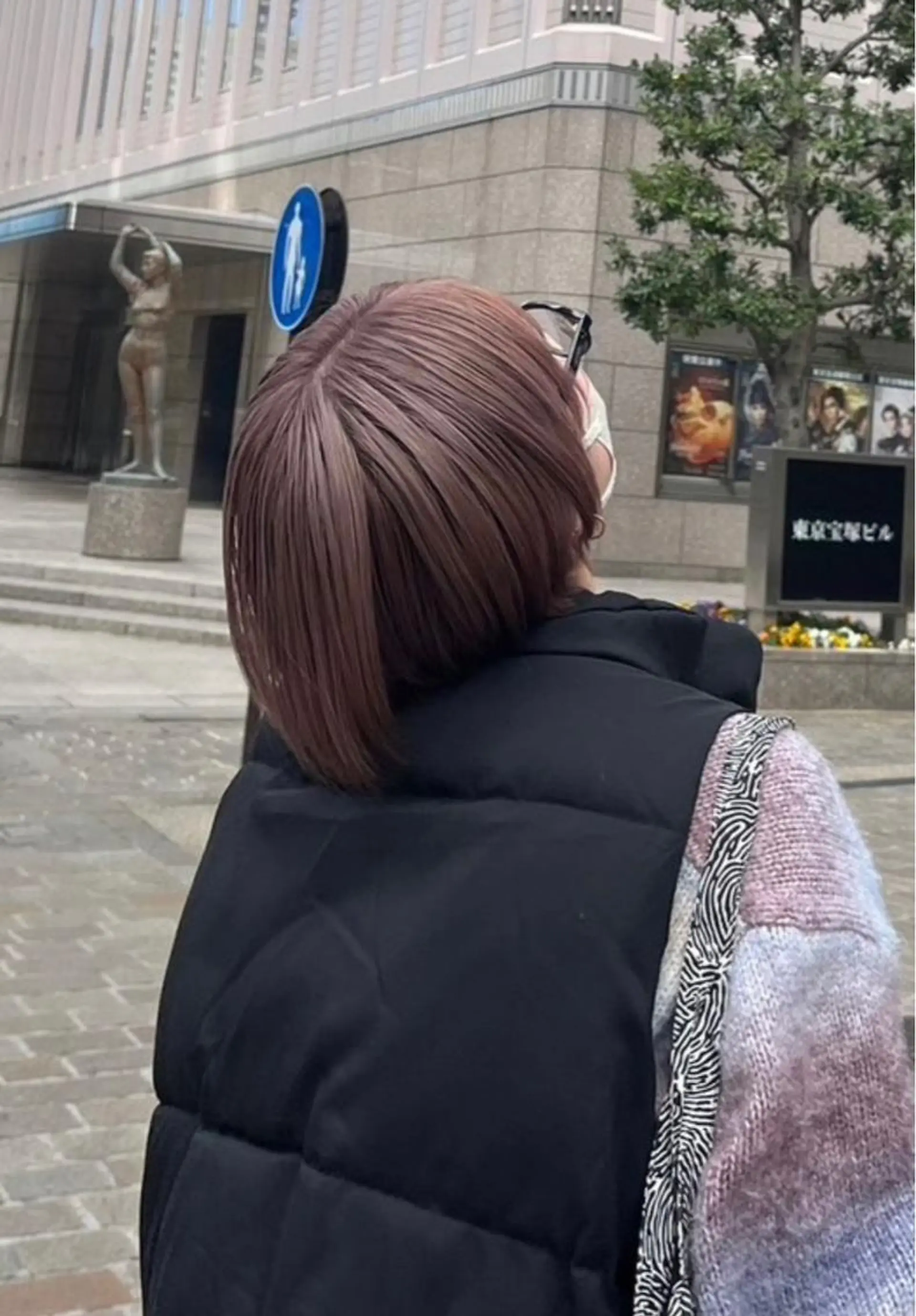 ショート カラー 艶髪/ハイトーン/ ヘアセット/モエノのヘアスタイル