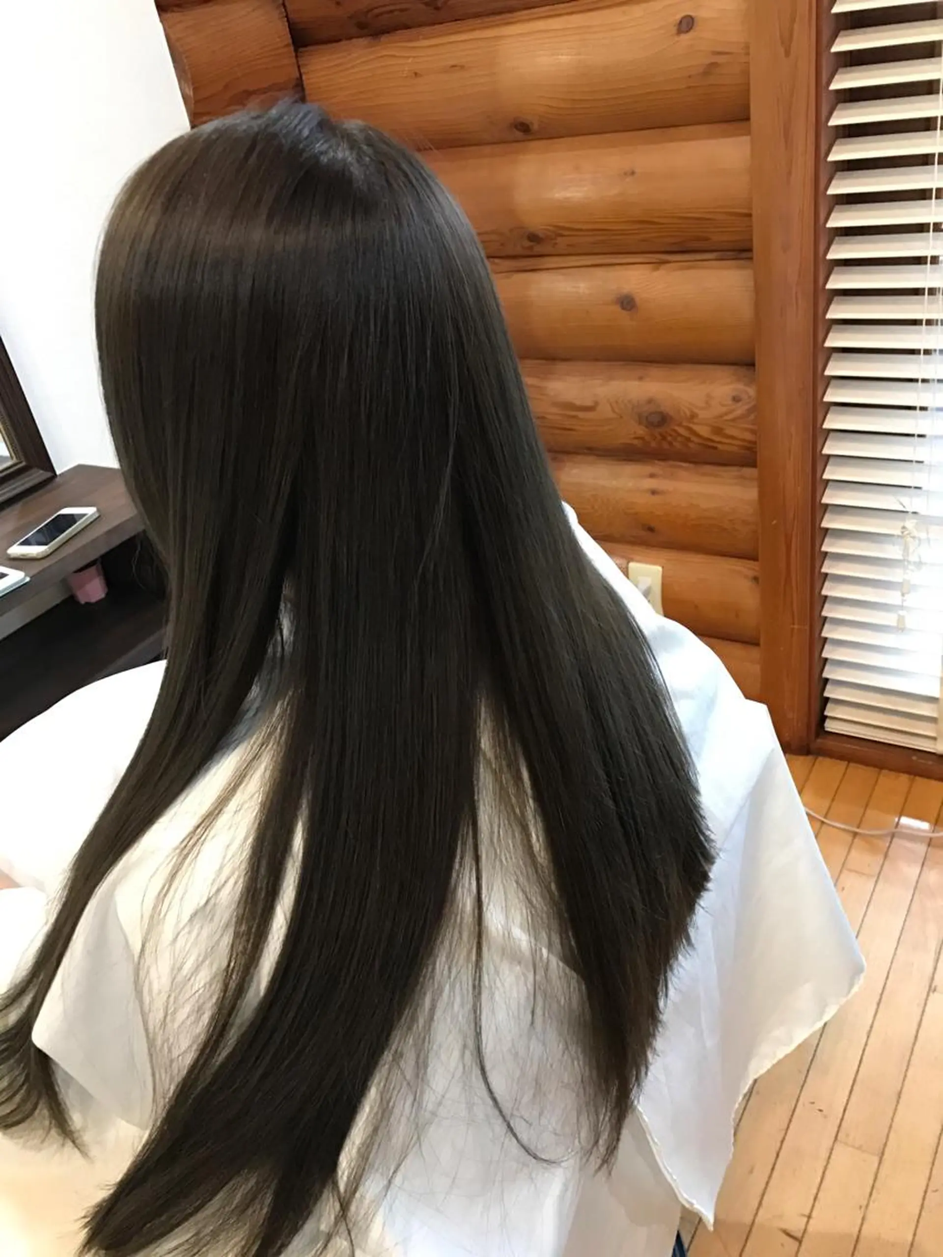 ロング カラー fondue.所属・河野 直哉のヘアスタイル