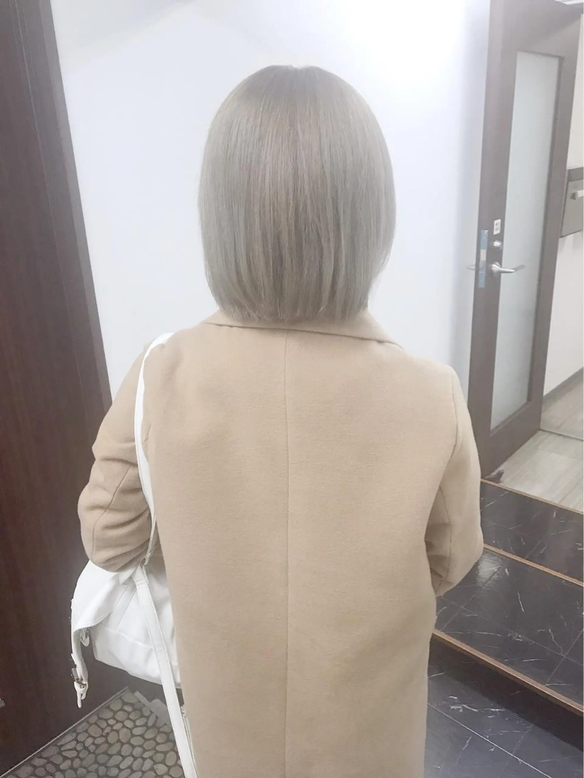 ショート カラー ヤナ マネージャーのヘアスタイル