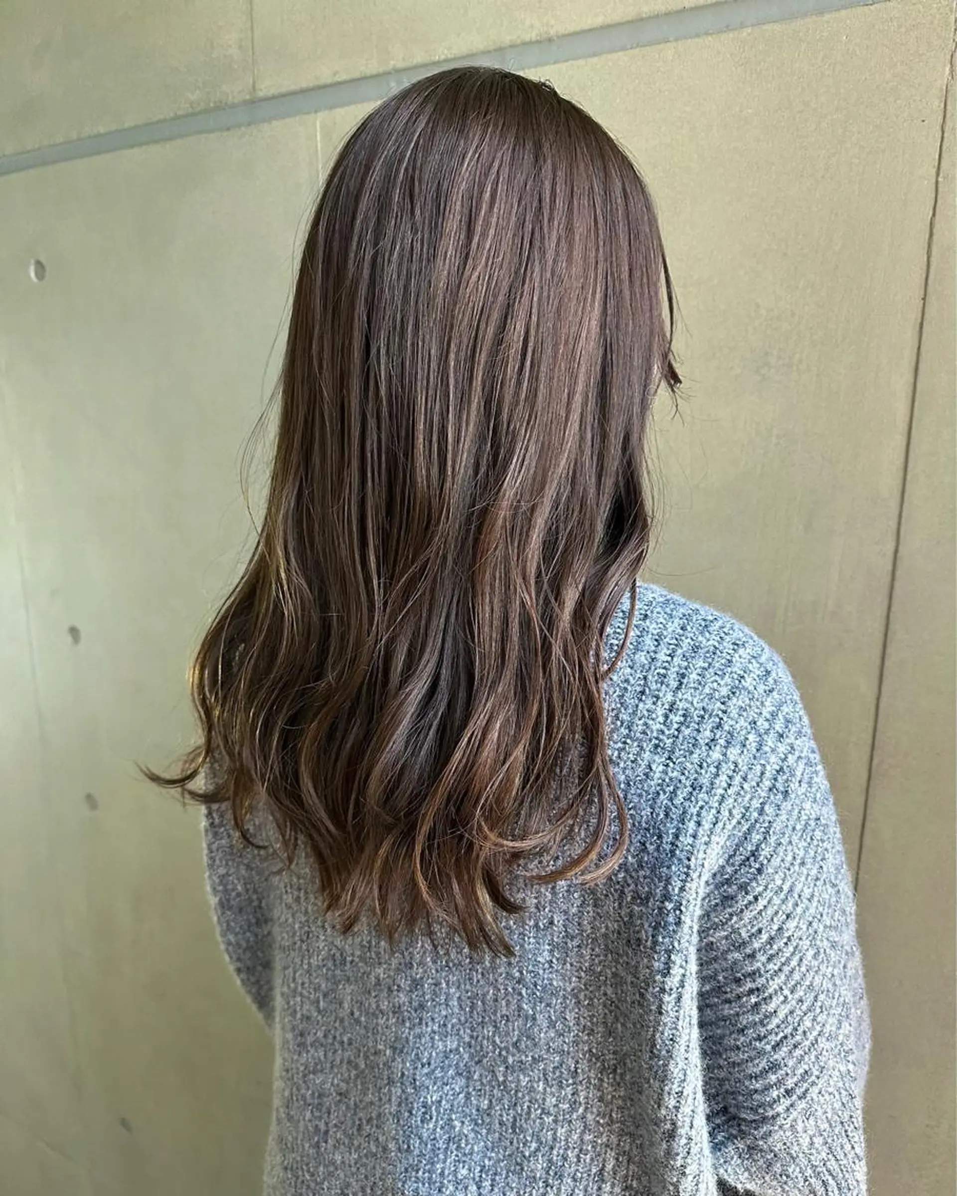 セミロング カラー ヘアカラー 透明感カラー 🩰asumiのヘアスタイル