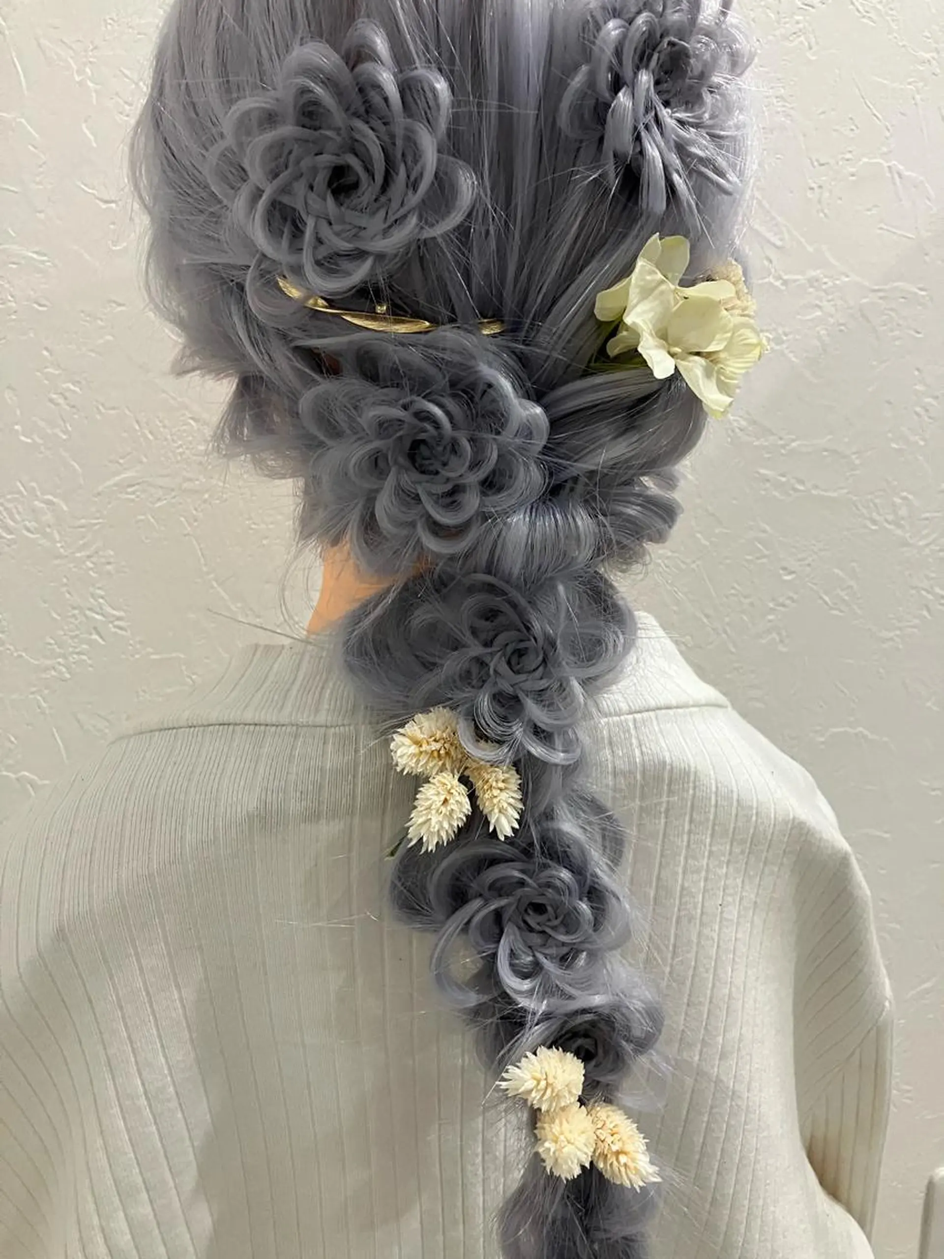 ヘアアレンジ 🦔Laulu 菅原綾乃のヘアスタイル