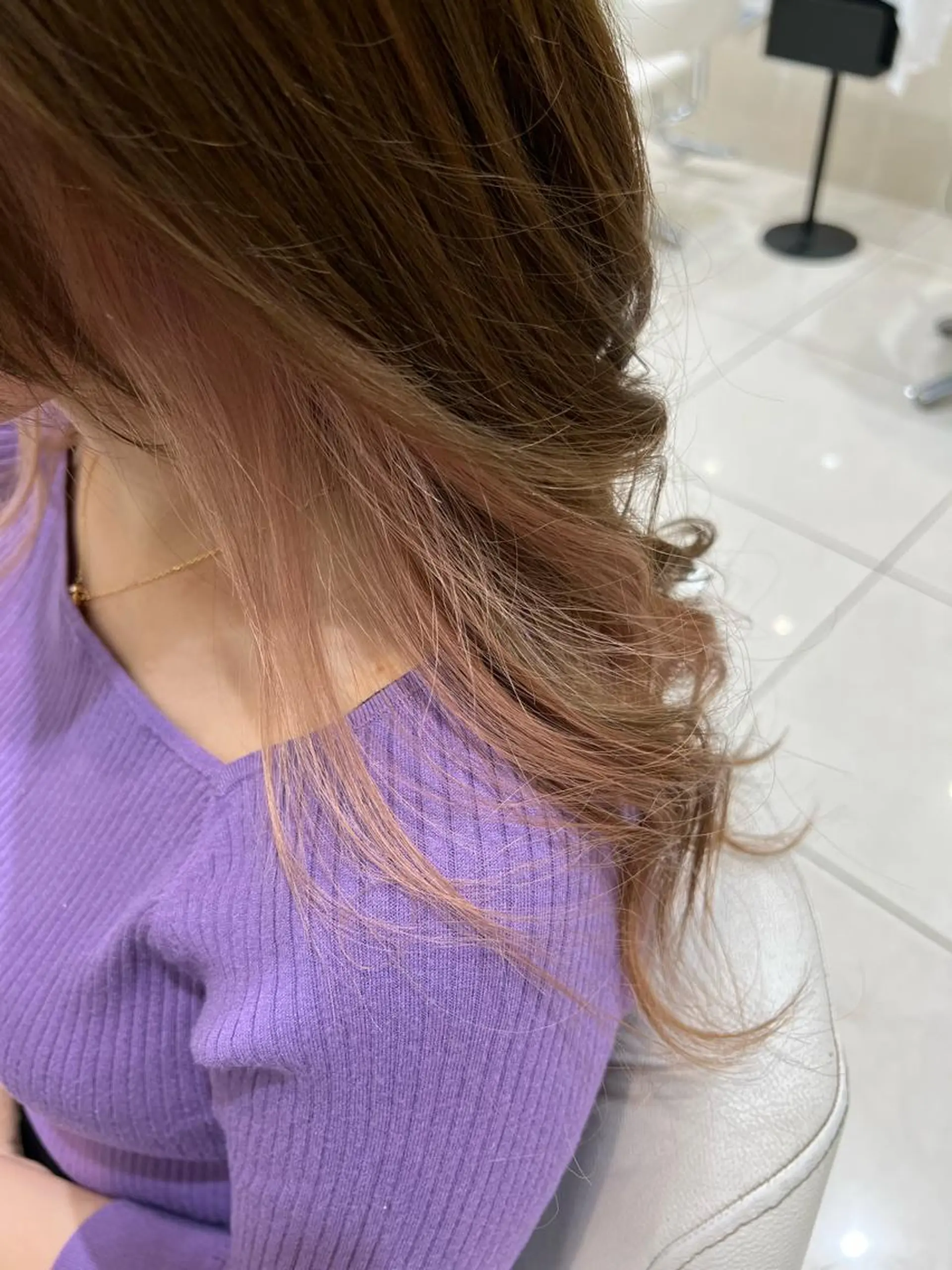 セミロング ☃️顔周りレイヤー グレージュSHUTOのヘアスタイル