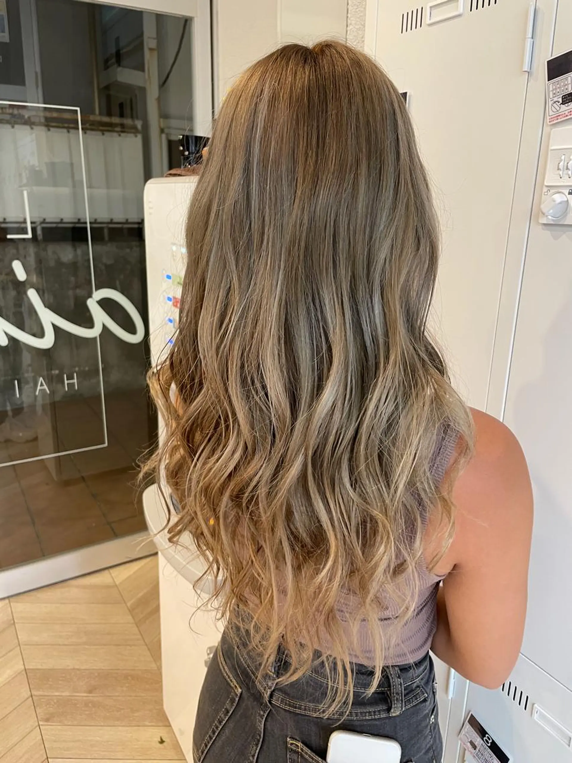 ロング 外国人風カラー eL HAIR SALON なんば店所属・ブリーチカラー特化 /焼田貴明のヘアスタイル