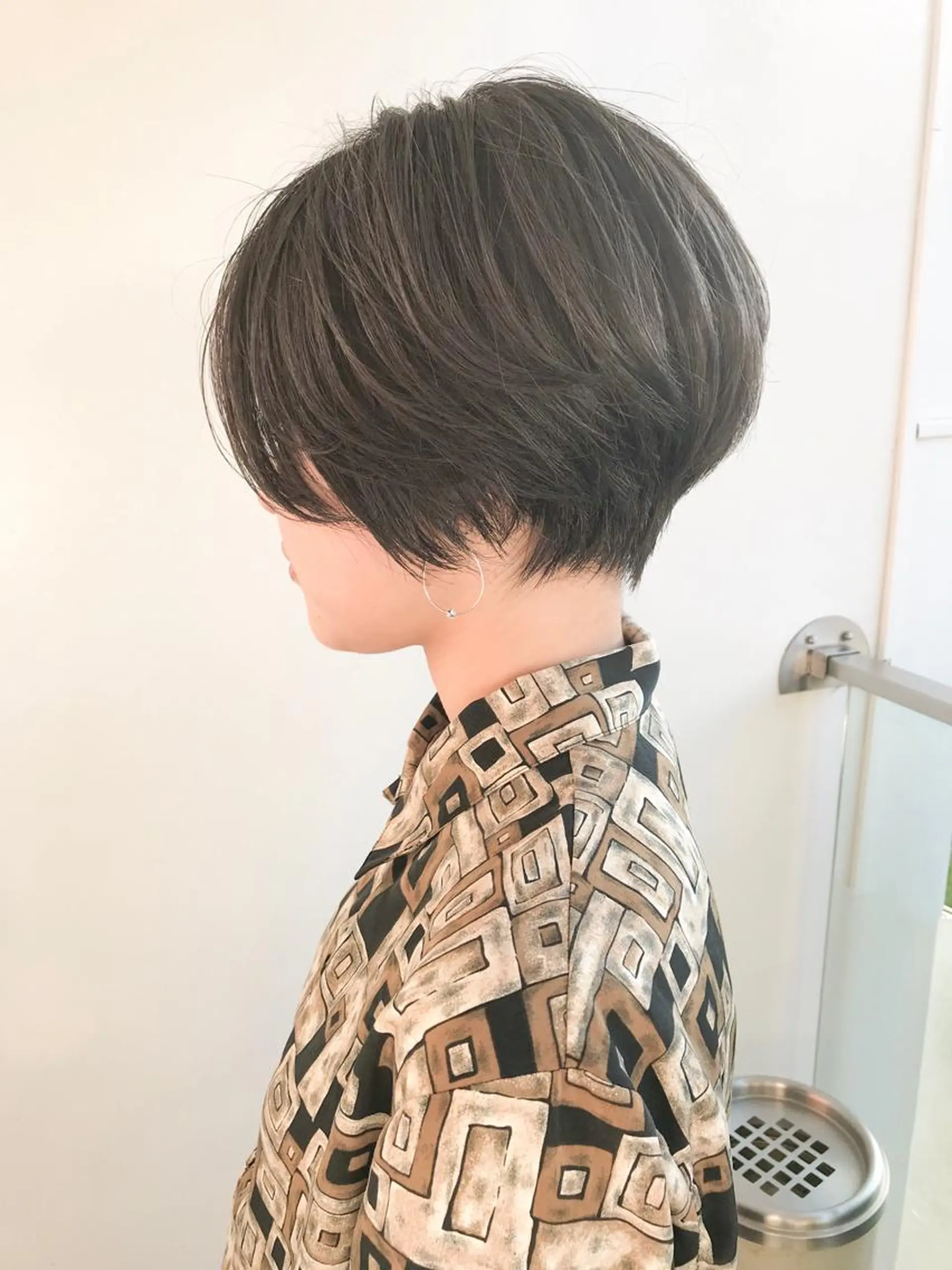 ショート ショート/レイヤー なら石井知希のヘアスタイル