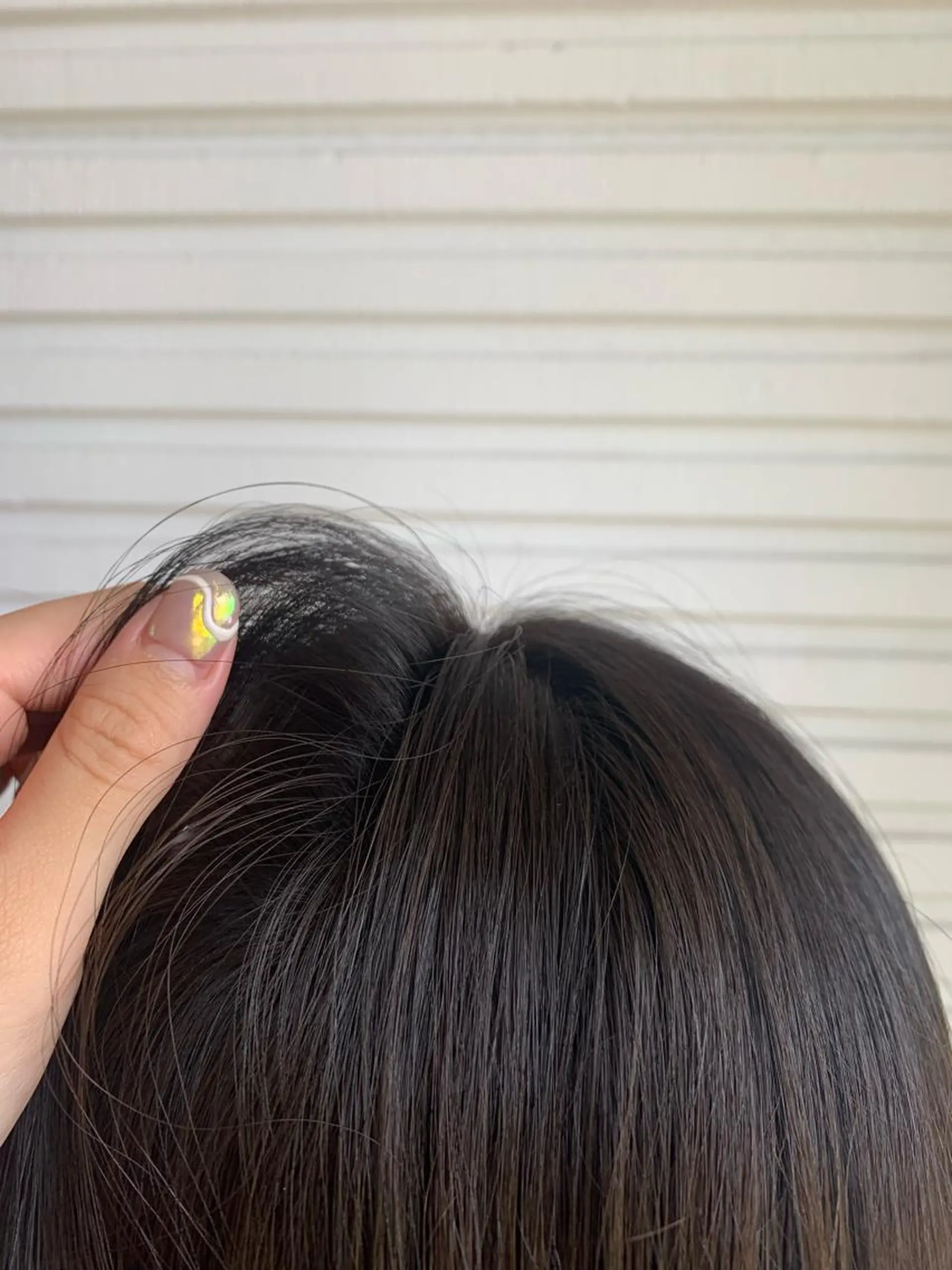 セミロング ワタナベ アオイのヘアスタイル