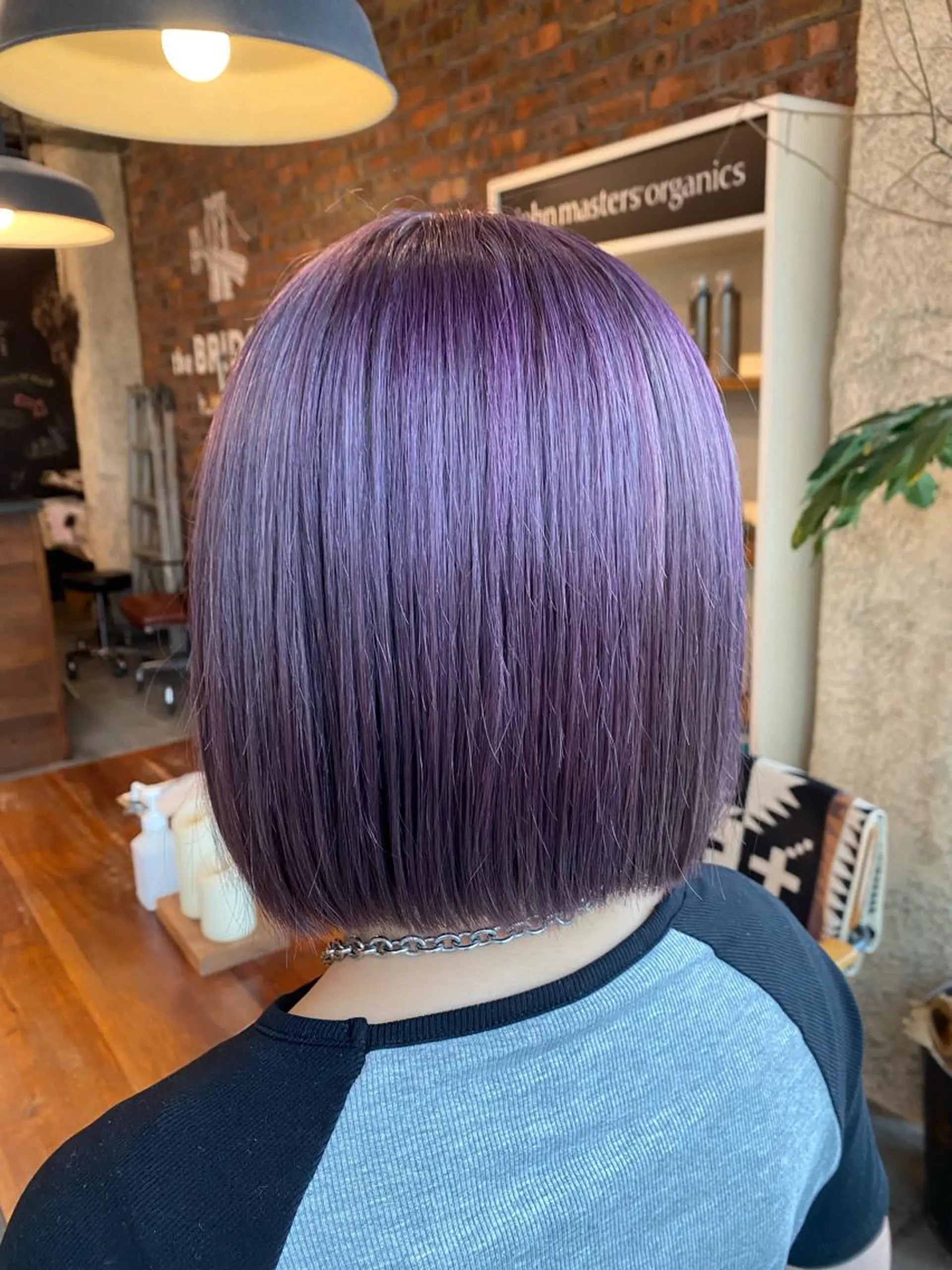 ショート カラー パープルカラー the BRIDGE 加藤みのりのヘアスタイル