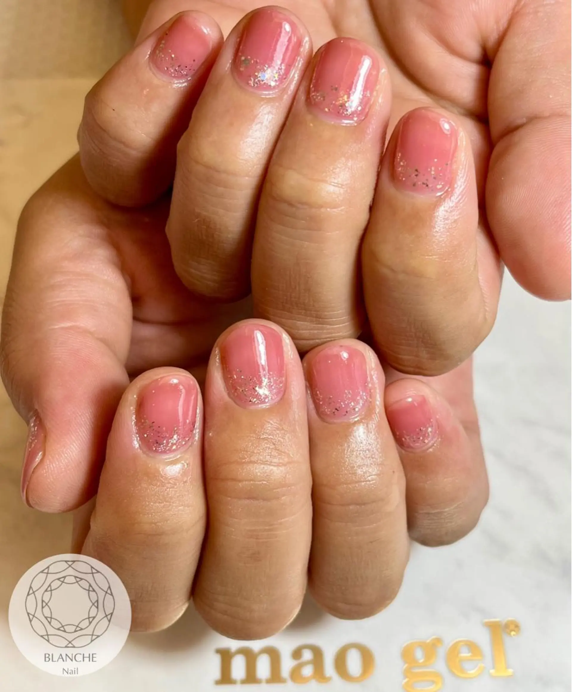 ネイル ジェルネイル ラメ(グリッター) オフィスネイル パラジェル シンプルネイル BLANCHE Nailのネイルデザイン