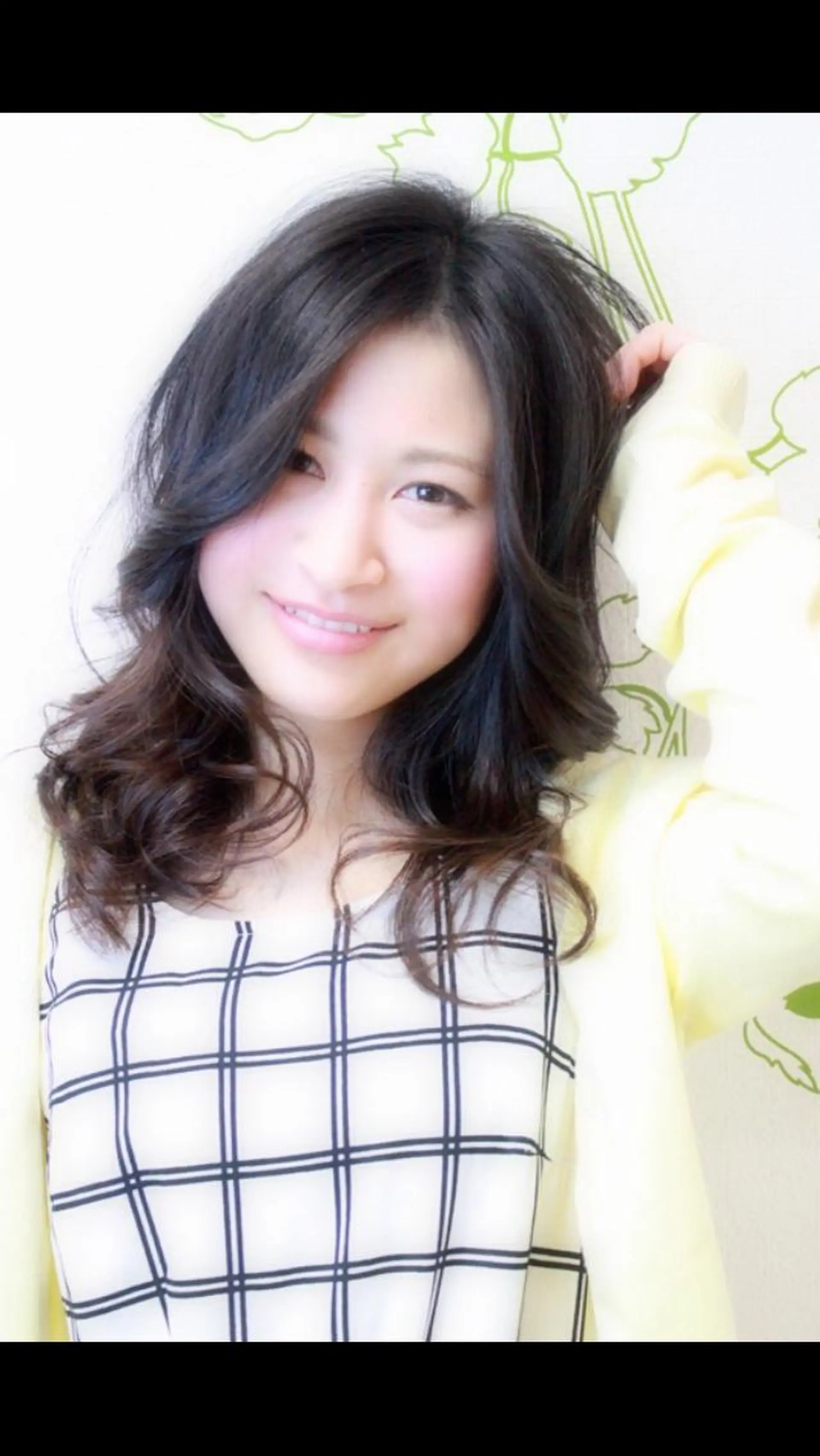 ミディアム 柴田 陽平のヘアスタイル