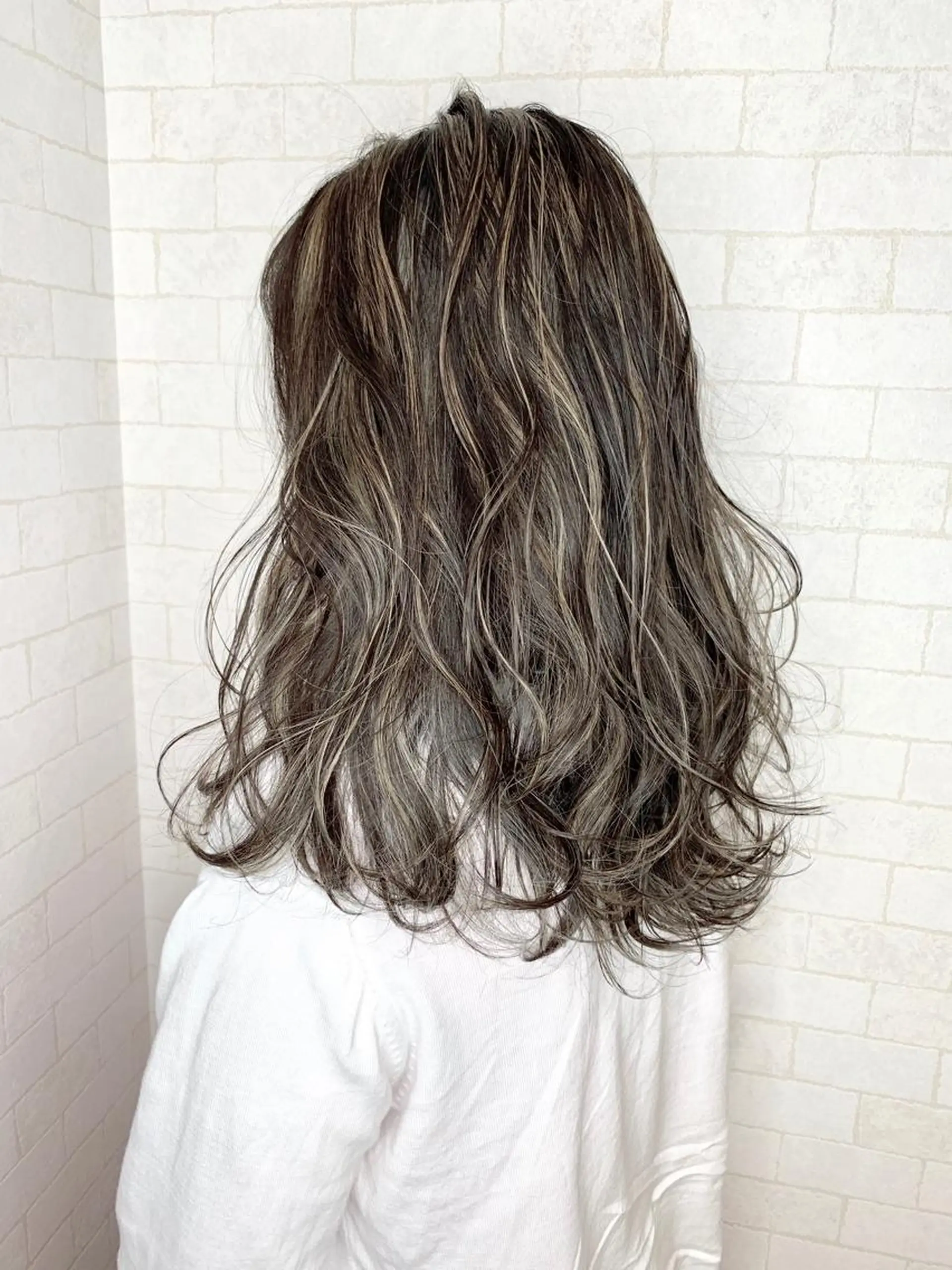 ロング カラー 神野 雅樹のヘアスタイル