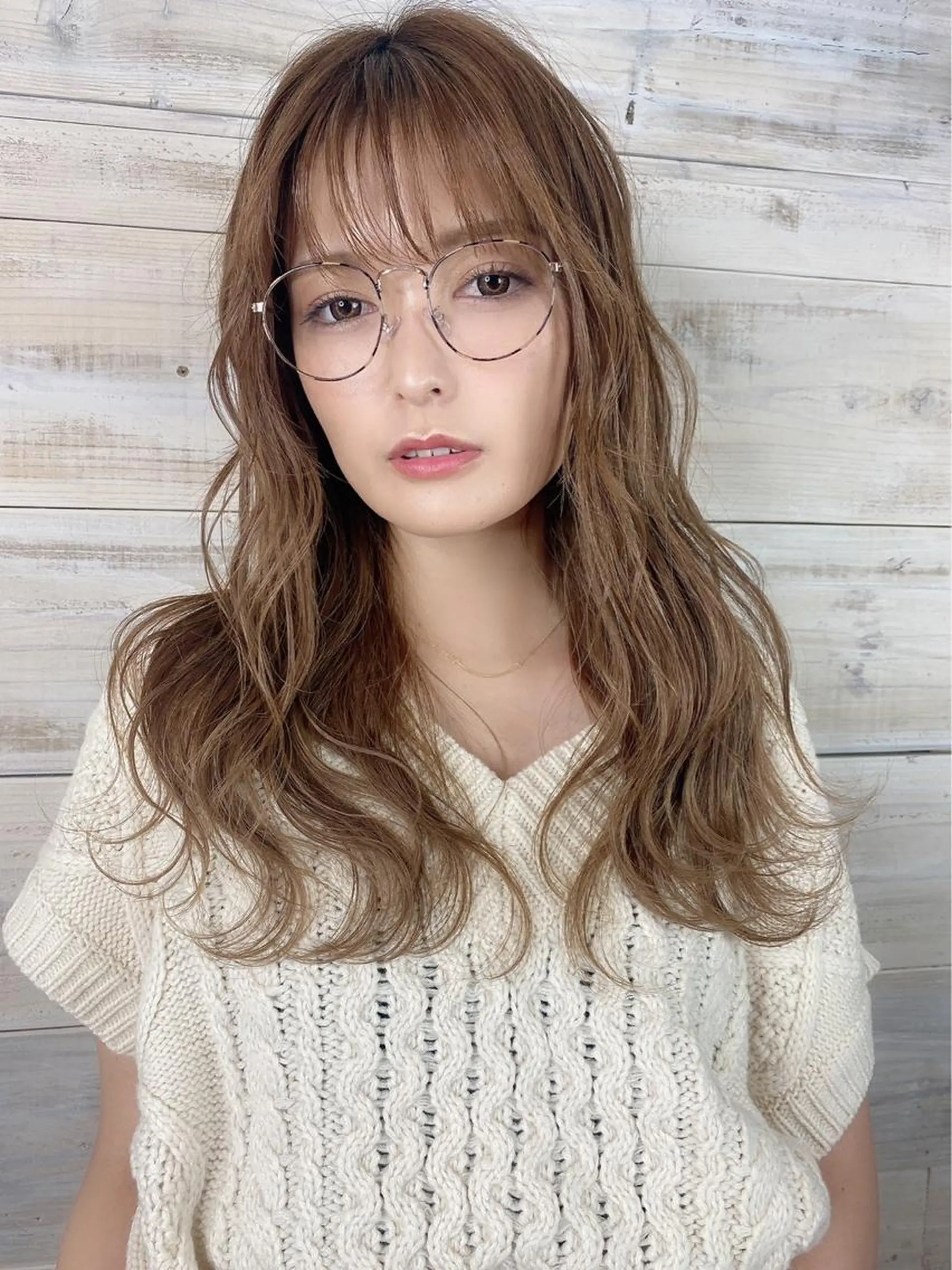 カラー 黒木 栞のヘアスタイル