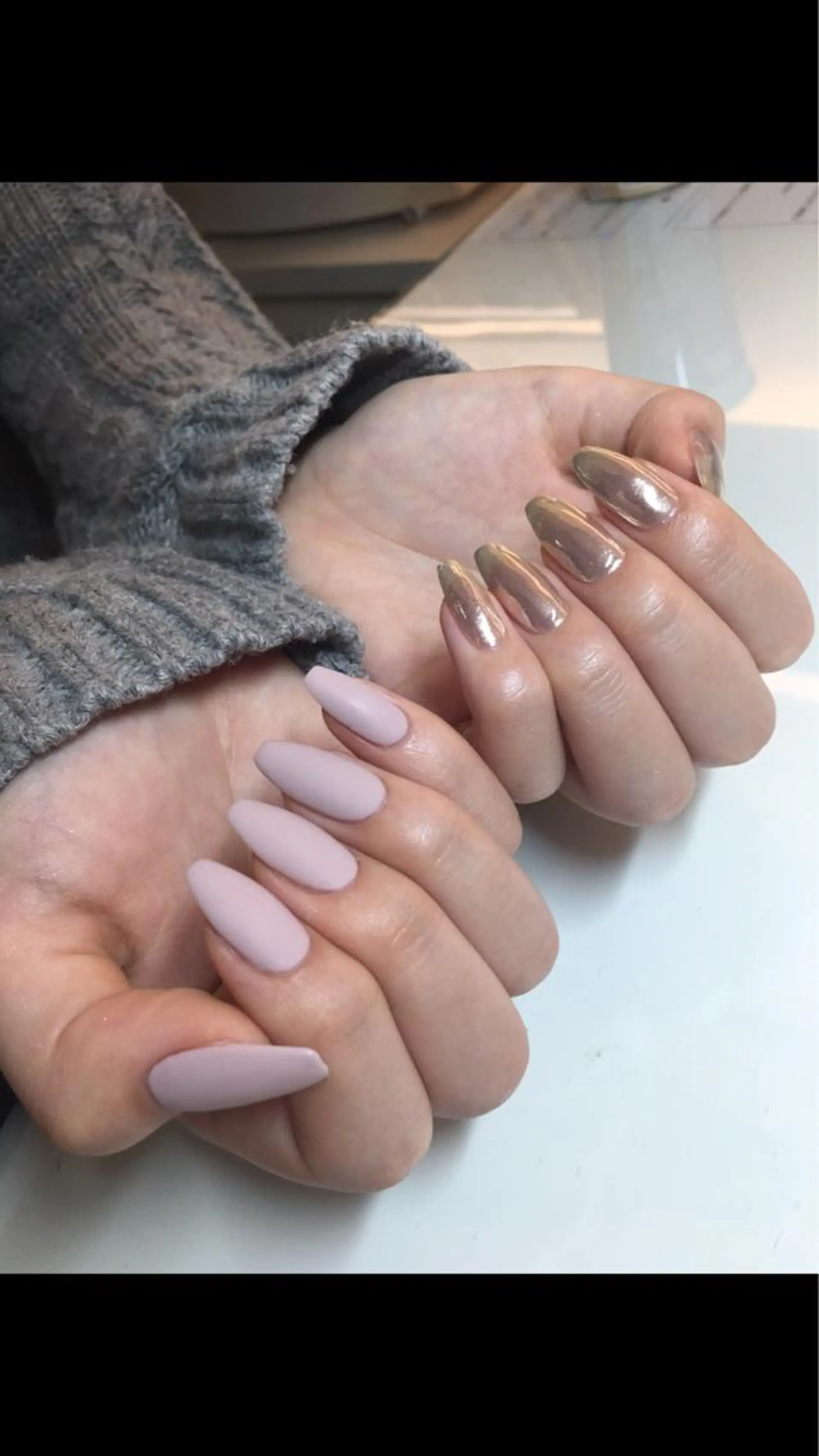 ネイル マットネイル ミラーネイル ワンカラーネイル アンドルーチェ スクールの眉毛・アイブロウイメージ