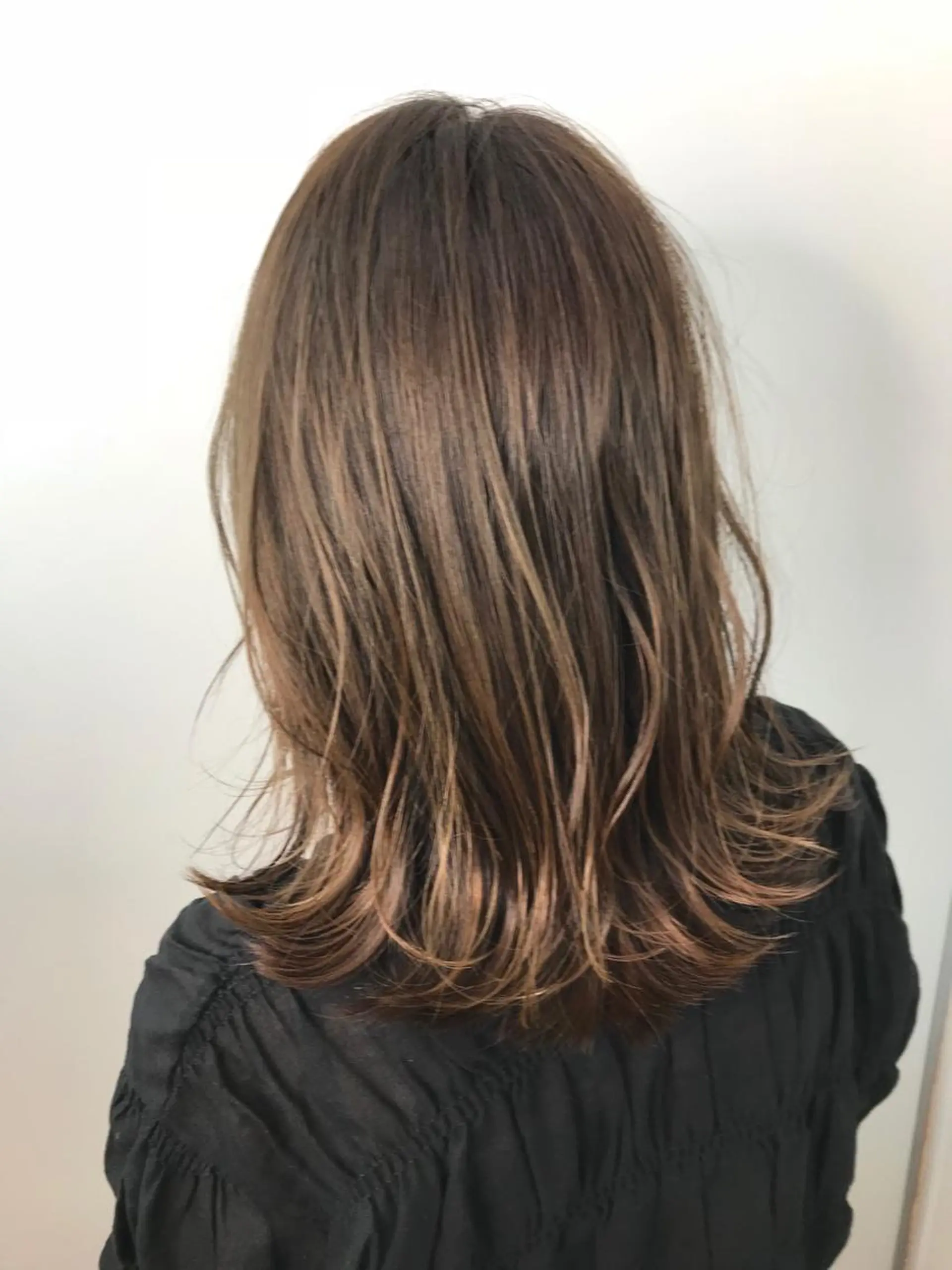 セミロング カラー カット ヘアカラー トリートメント 酸性ストレート/ブリ ーチなし/中村 匠のヘアスタイル