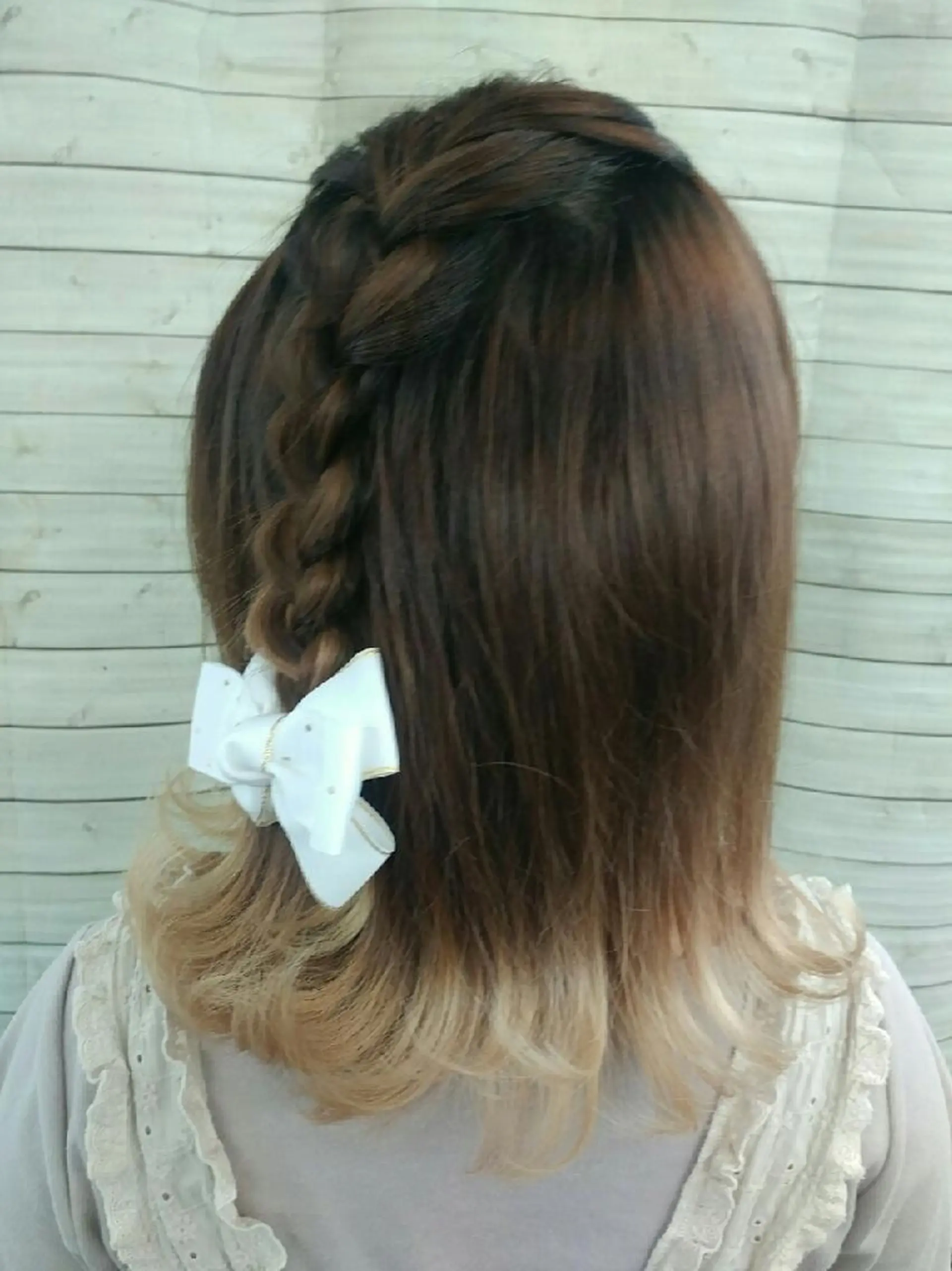 セミロング 外ハネヘア ヘアセット カット&セット専門店　Latte(ラテ)所属・HORI 　tのヘアスタイル