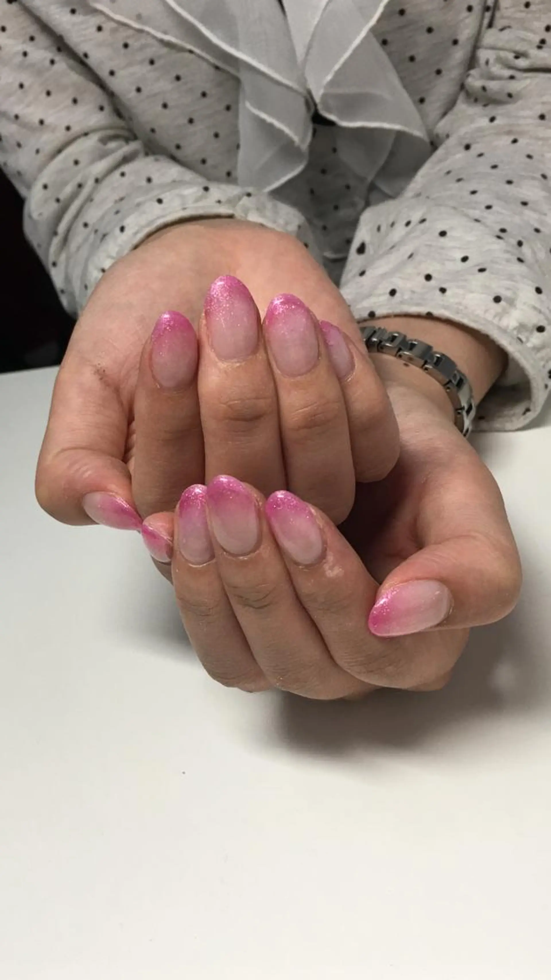 ネイル gratify 本店所属・ROSALIE Sakiのネイルデザイン