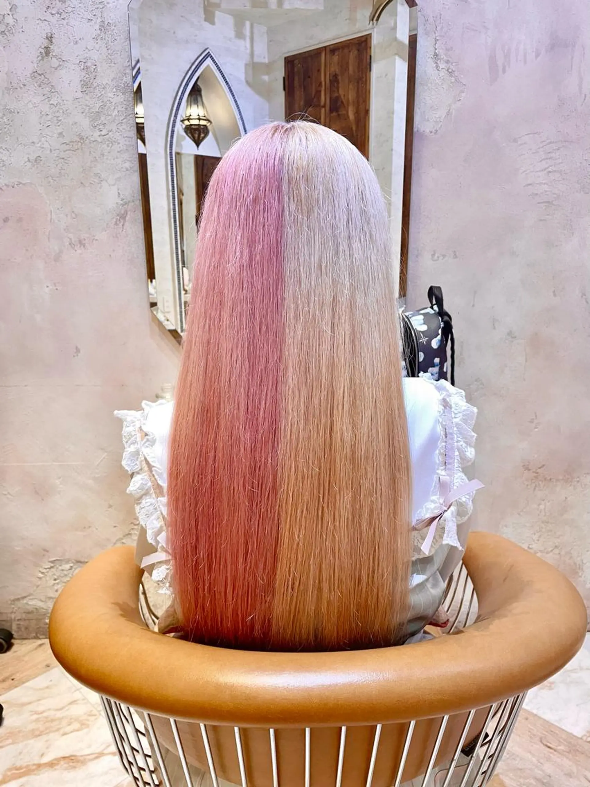 ロング 脱白髪染め/ 髪質改善/ハクのヘアスタイル