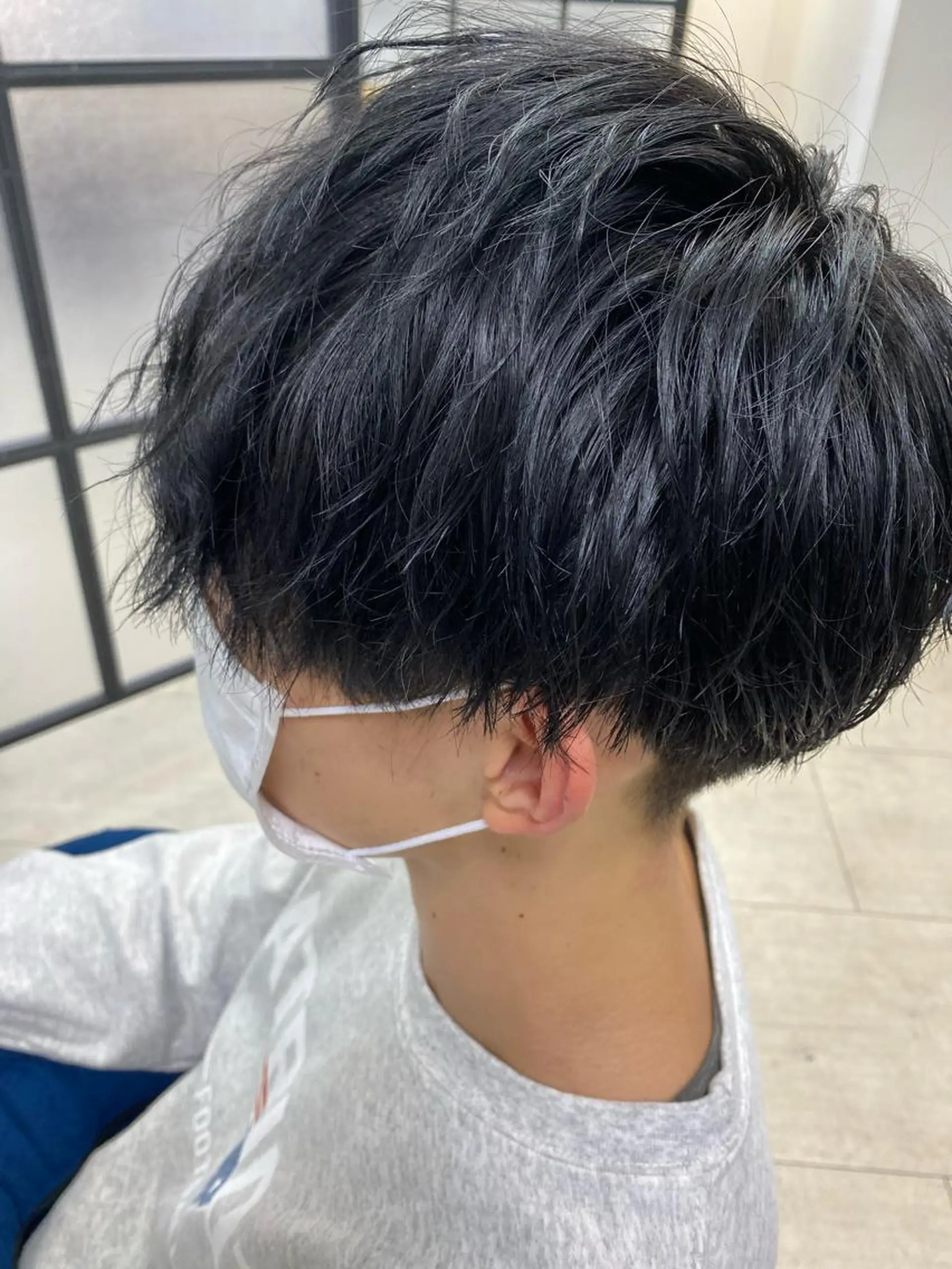 ショート カラー メンズ 黒髪 ブルーカラー ブルーブラック カット ヘアカラー メンズパーマの達人 / タカシマダイスケのヘアスタイル