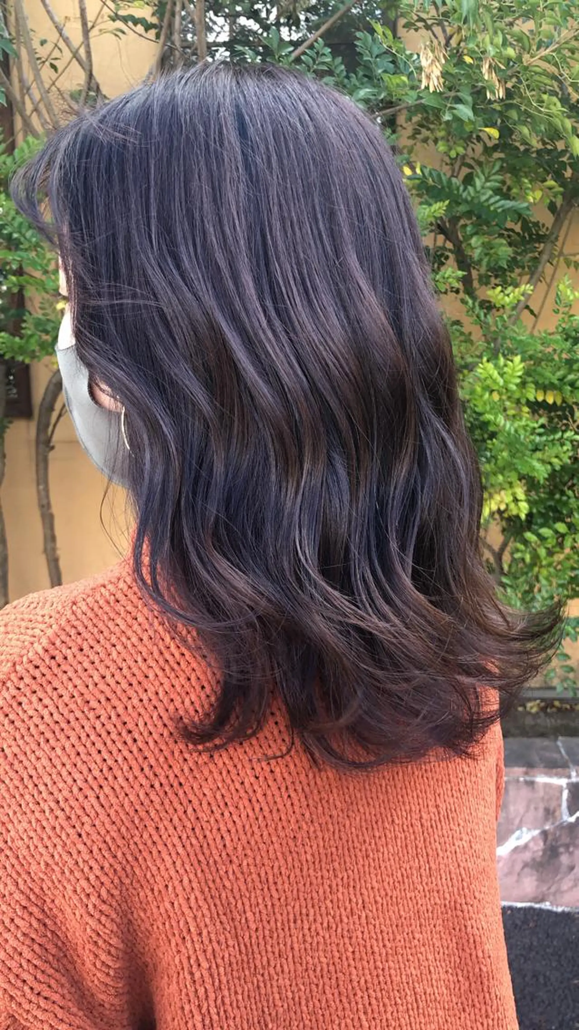 セミロング カラー 透明感カラー イルミナカラー 川元 汐音のヘアスタイル