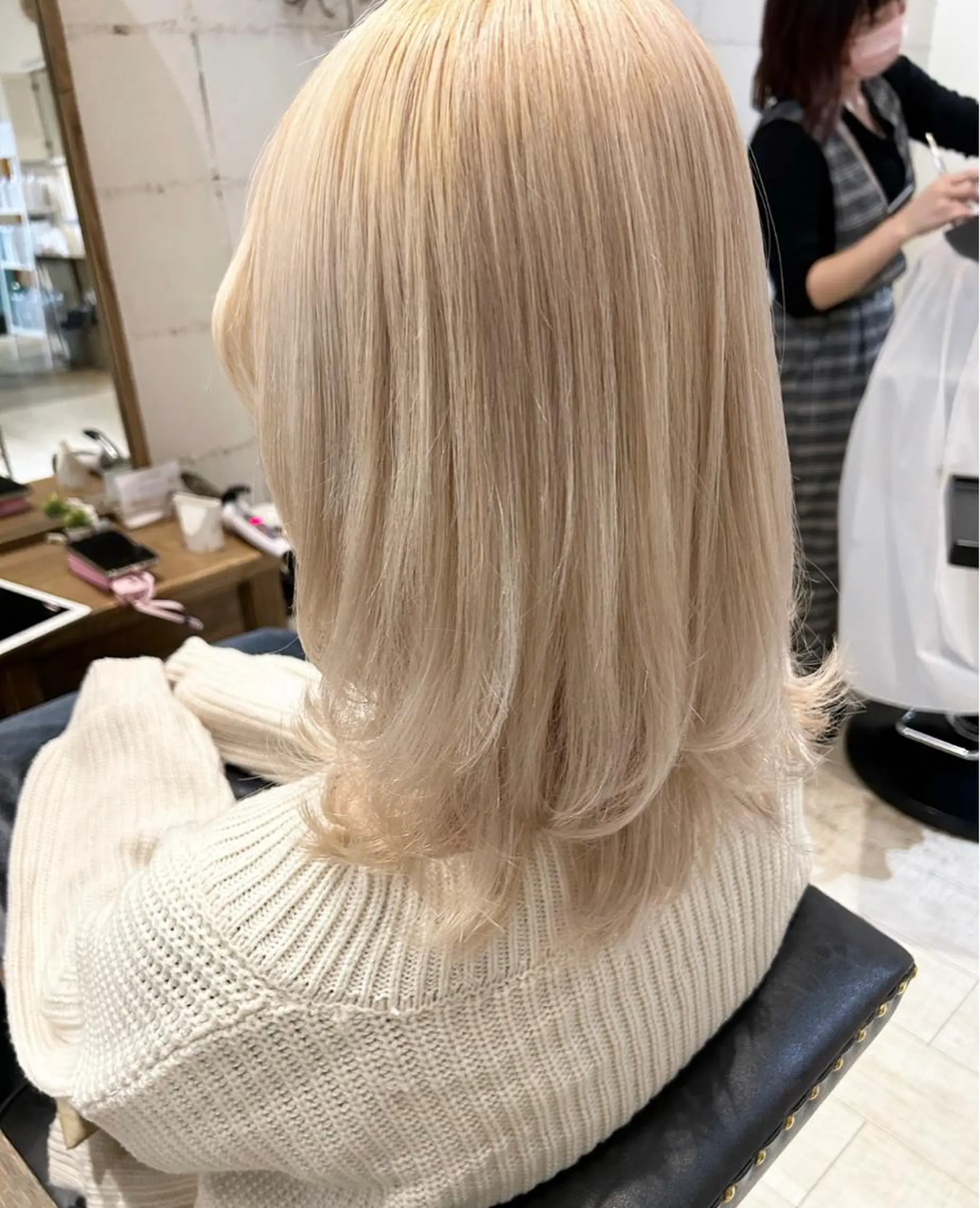 セミロング レイヤーカット ゆうき あすかのヘアスタイル