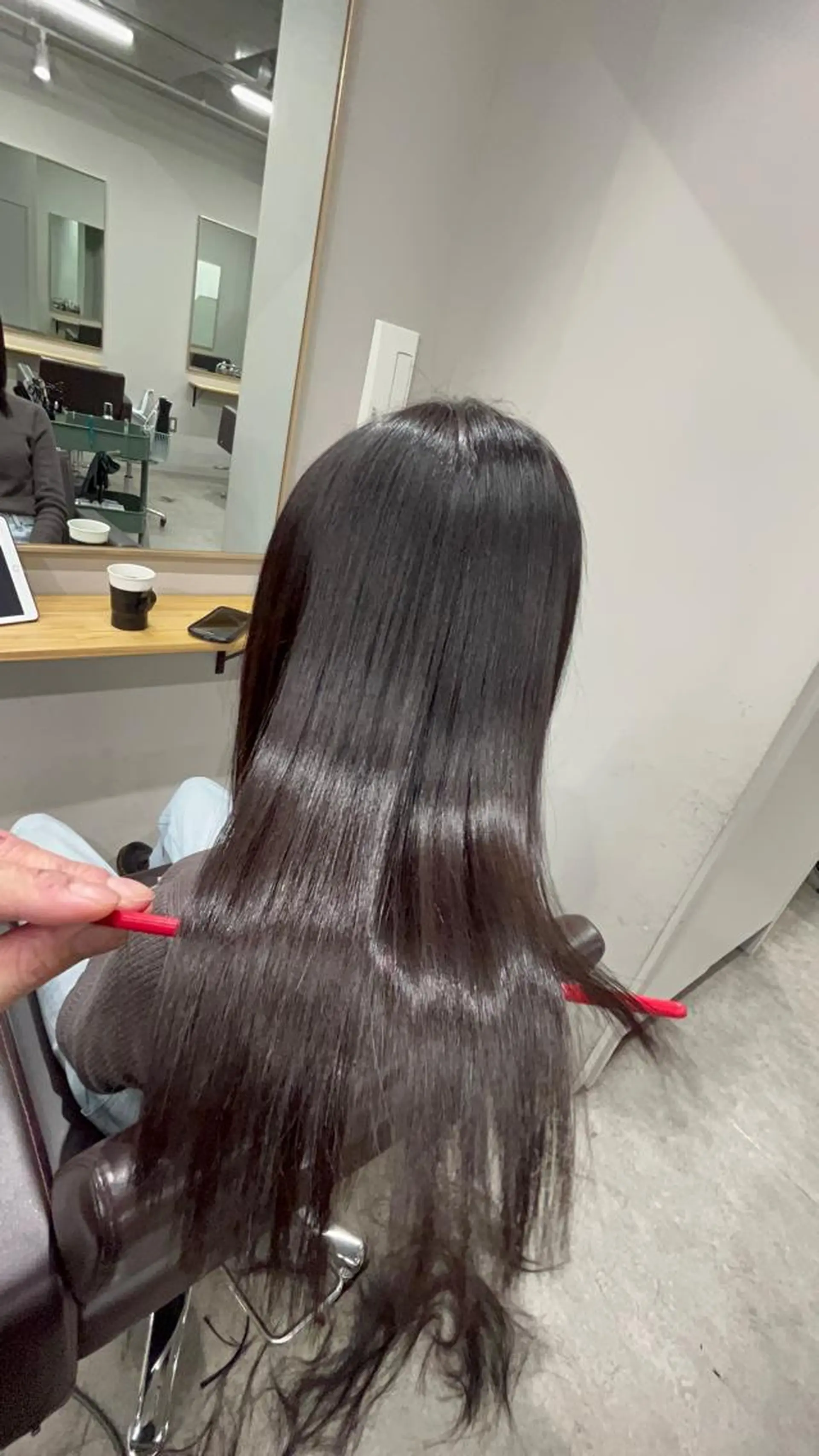 セミロング 縮毛矯正 juhl/髪質改善/ 縮毛矯正/遠藤航平のヘアスタイル