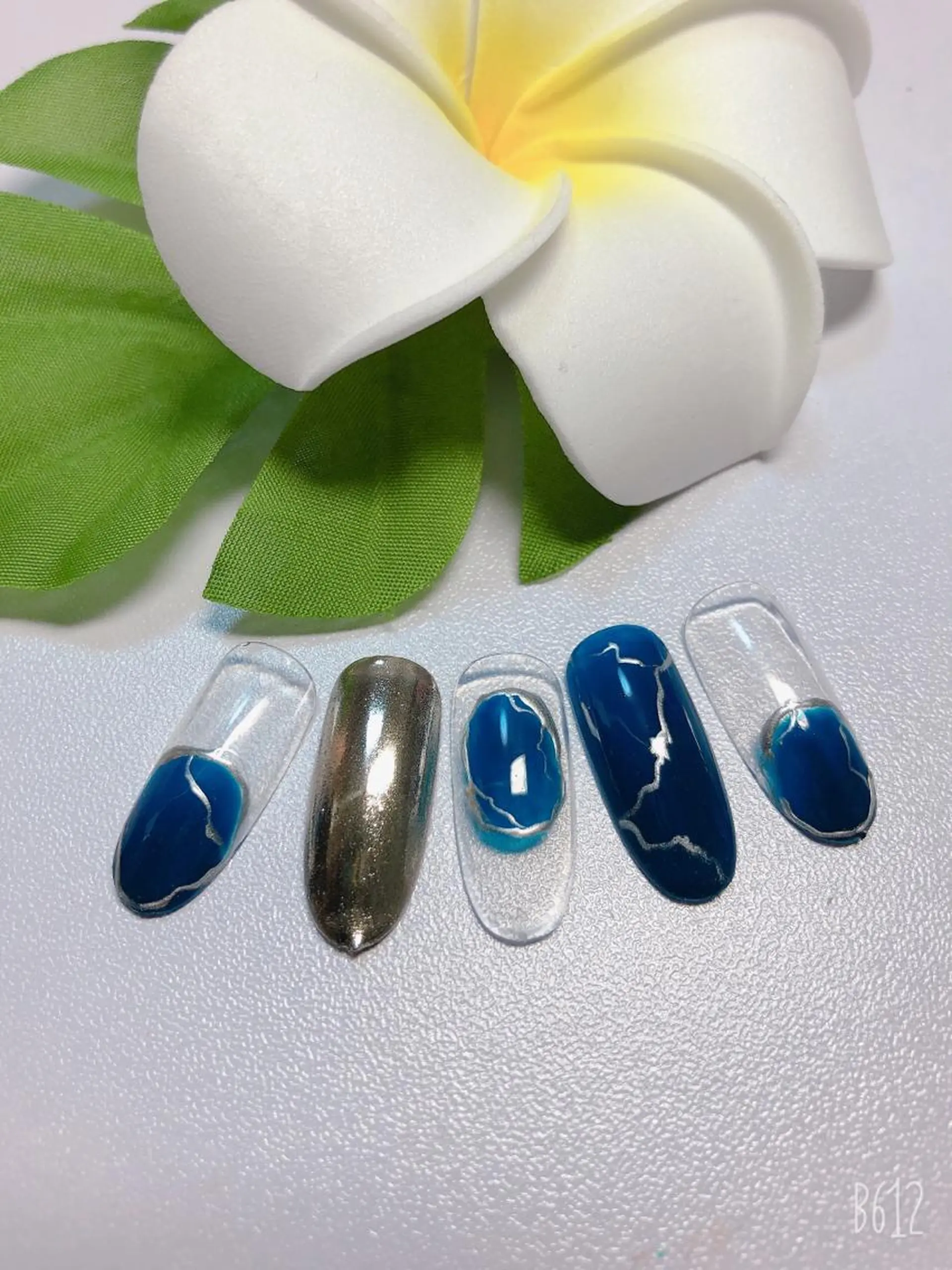 ネイル Bella  totalbeauty所属・Bella 齋藤理奈のネイルデザイン