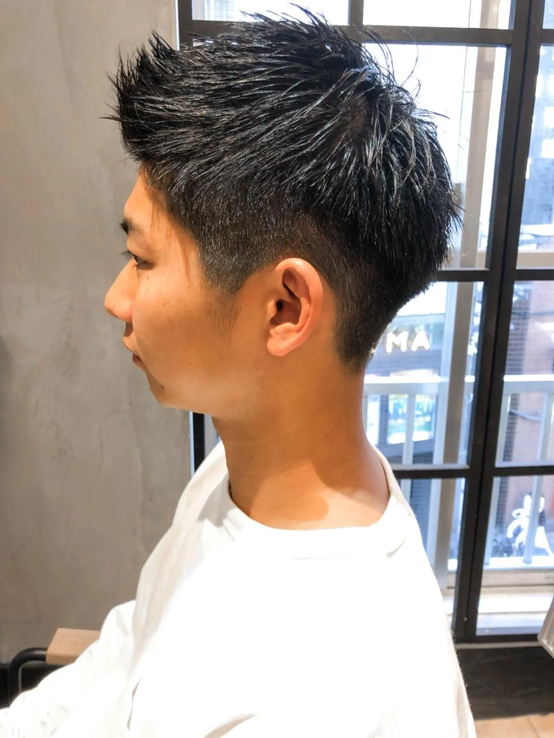 ショート メンズ フェードカット メンズベリーショート ベリーショート ショートヘア カット トリートメント ヘアセット amie高崎所属・高崎メンズパーマ 髪質改善TAKEのヘアスタイル