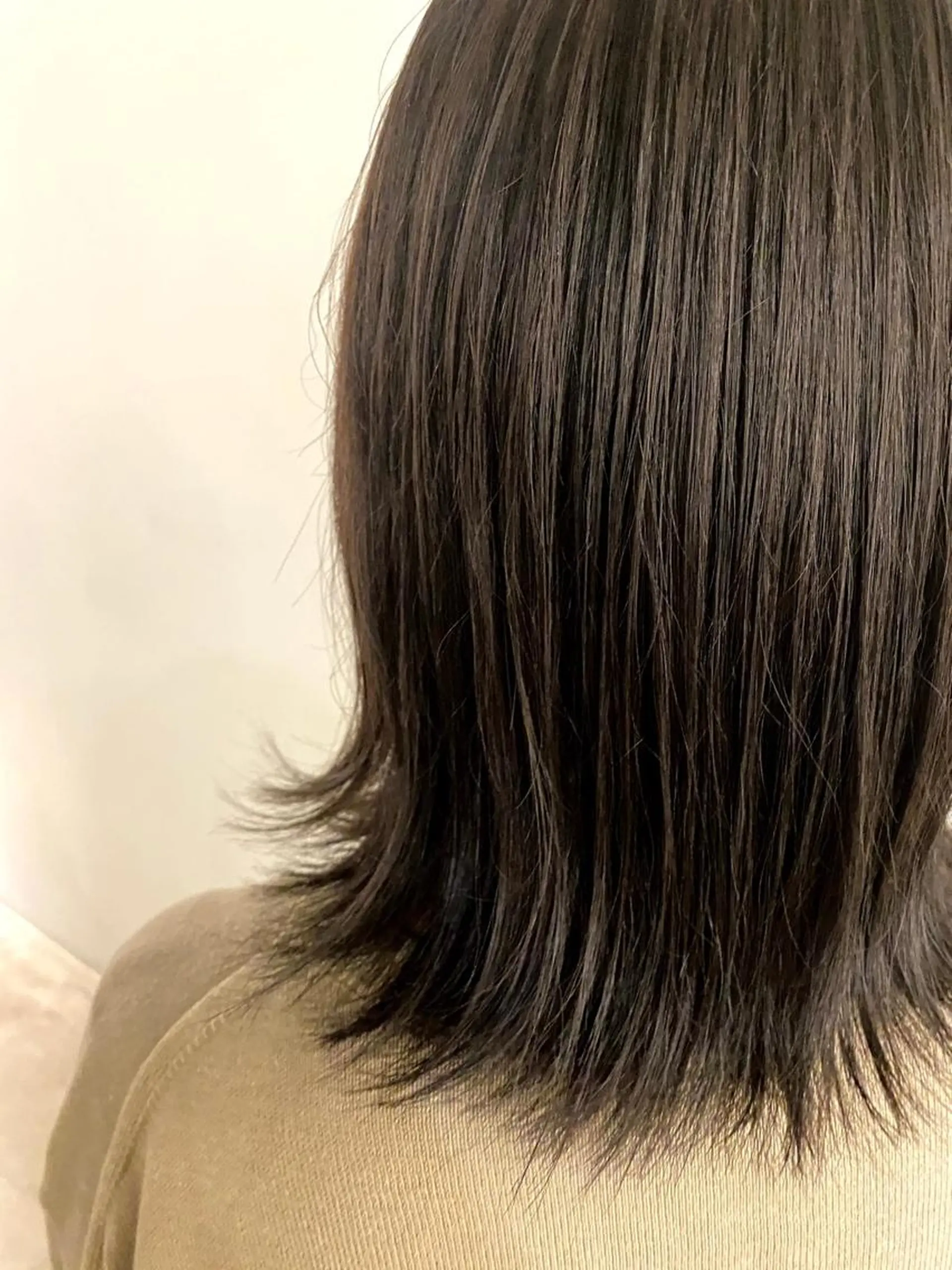 ミディアム カラー 黒髪 透明感カラー サイトウ アカネのヘアスタイル