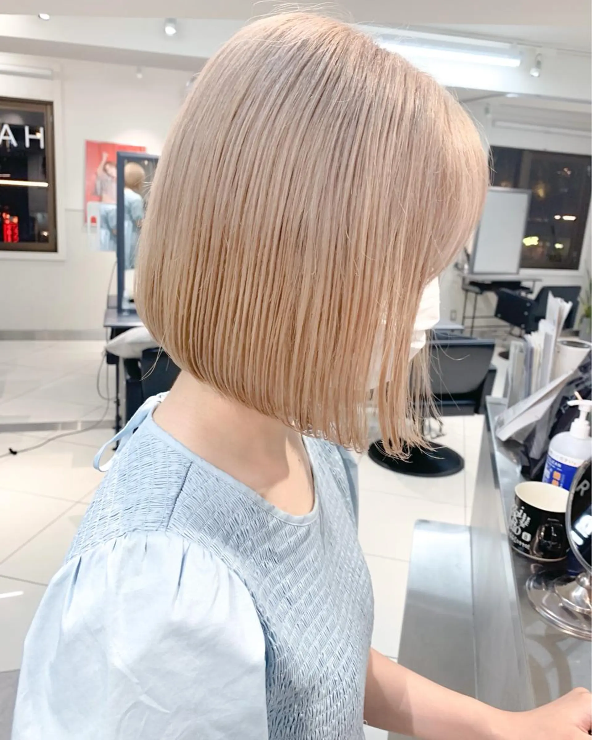 ショート カラー raika .のヘアスタイル