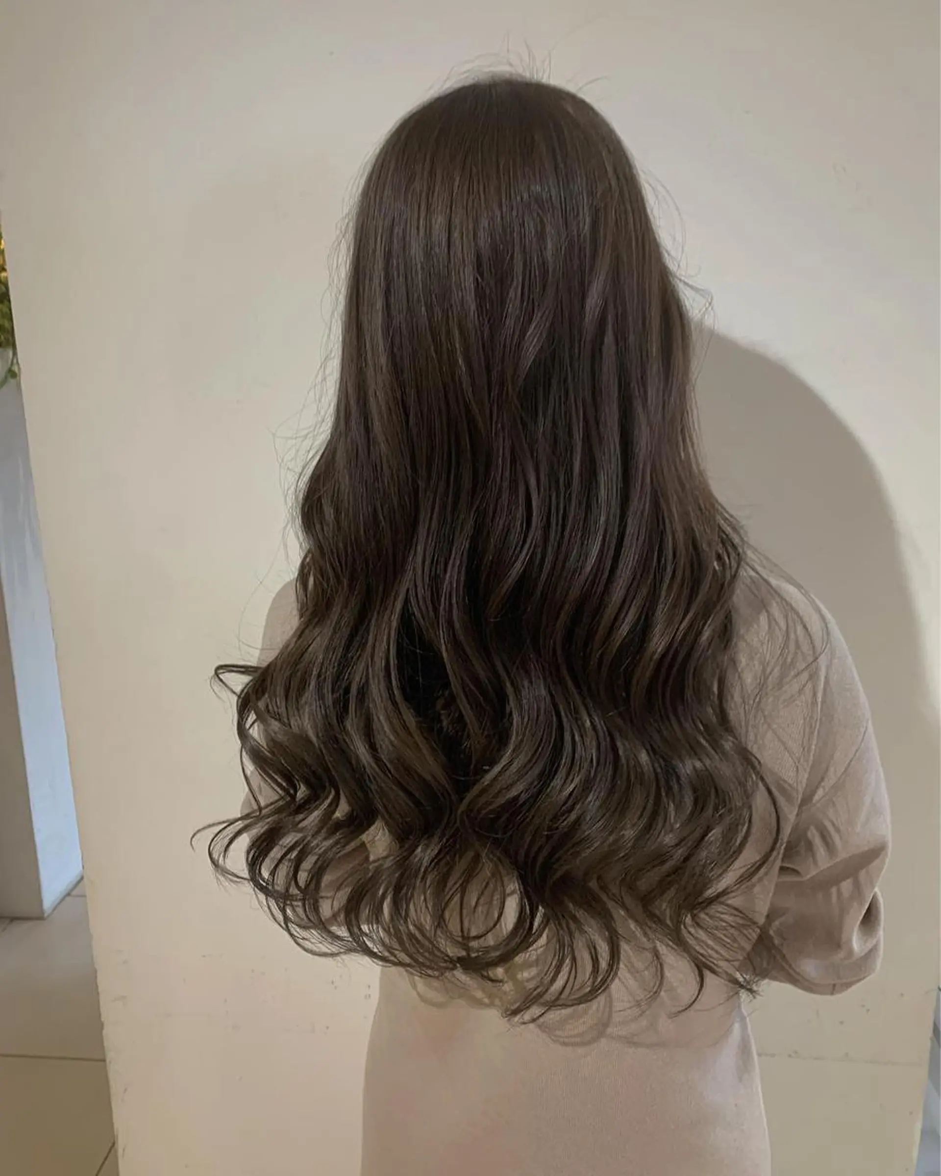 ロング 菅原リキヤ くびれレイヤーヘアのヘアスタイル