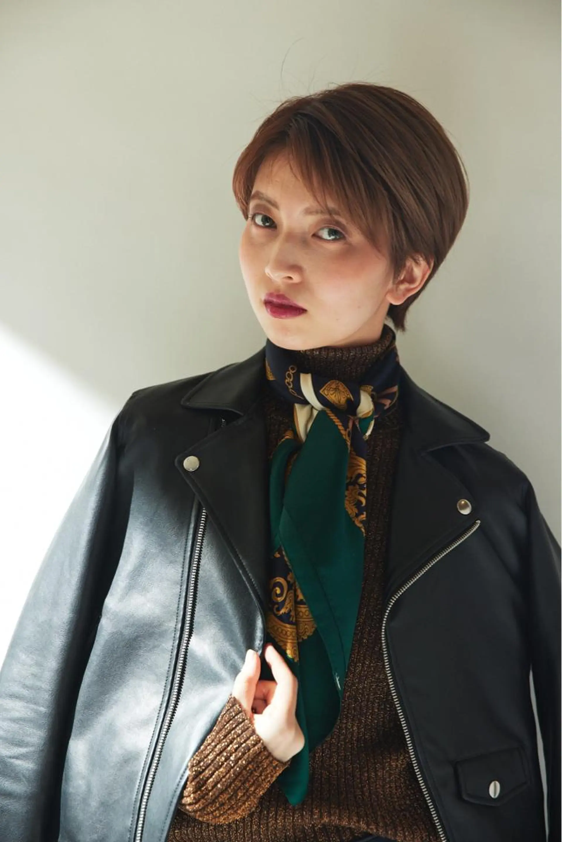 ショート 🎨インナーカラー が得意👍新垣⚜️のヘアスタイル