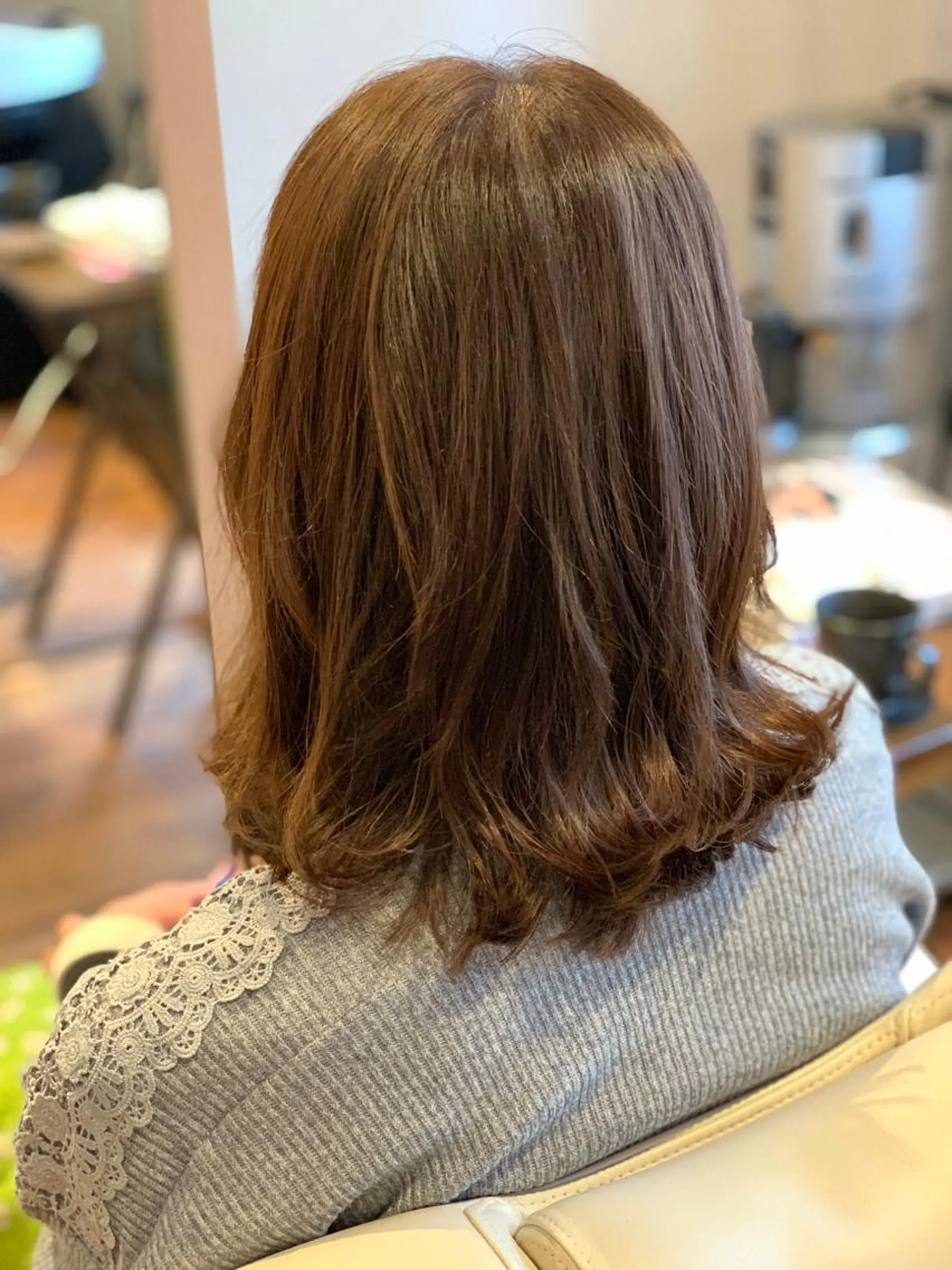 セミロング パーマ カット ヘアカラー トリートメント 【髪質改善】【美髪】 【ツヤ髪】ほしのちりのヘアスタイル