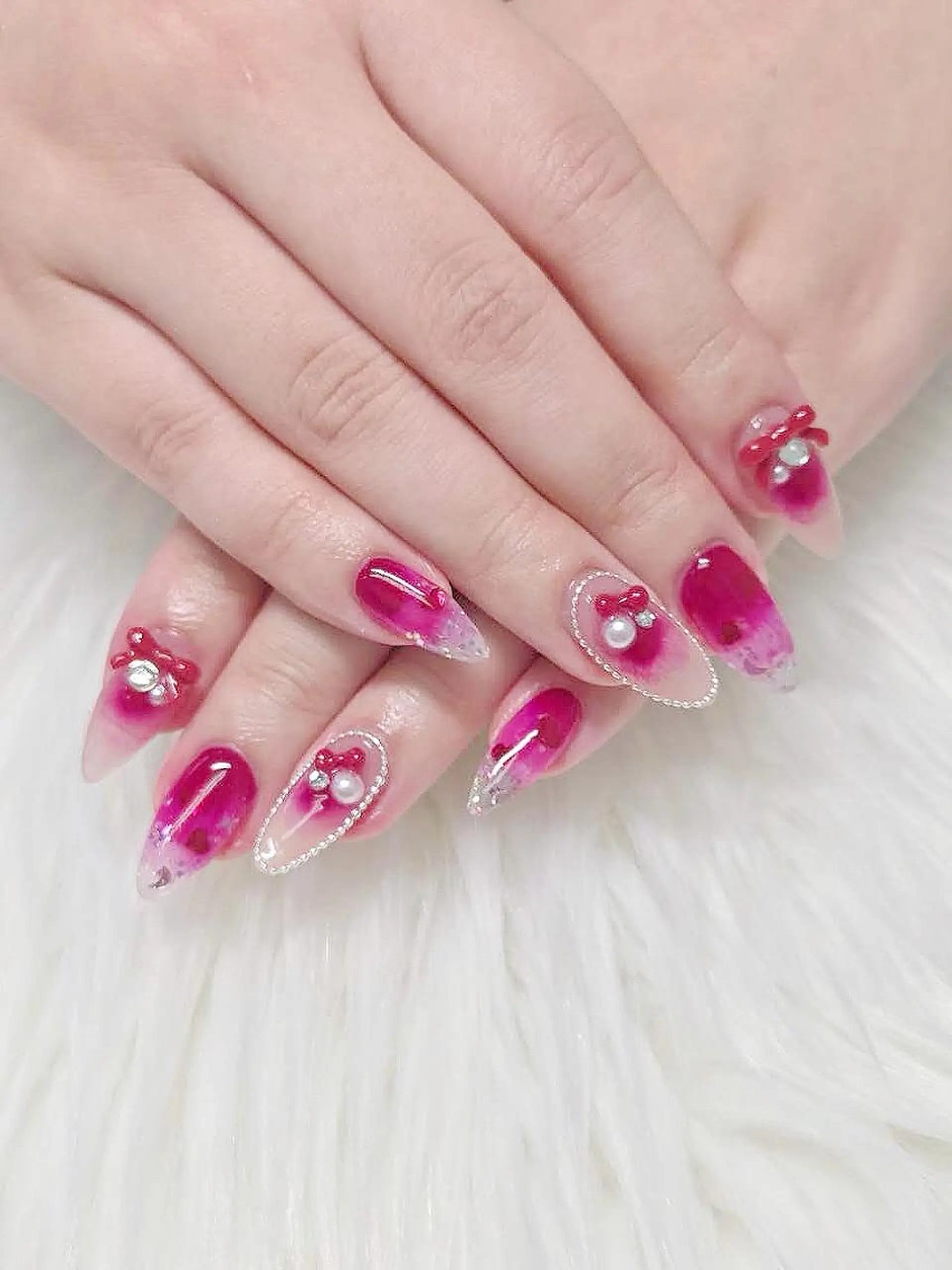 ネイル オーロラネイル チークネイル 長さ出し フットネイル フレンチネイル ハンドネイル リラネイル ギョウのネイルデザイン