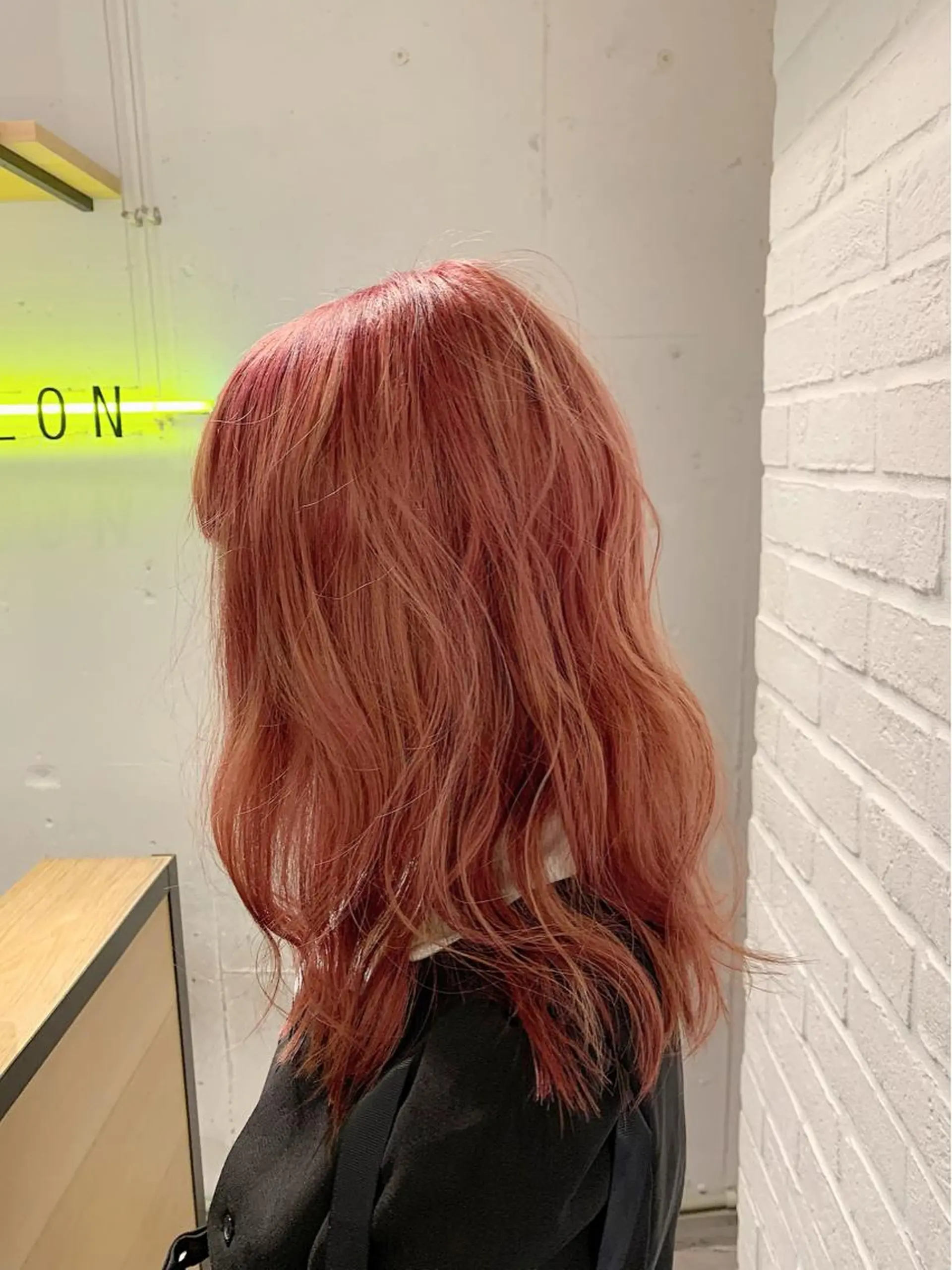 セミロング カラー ベージュカラー ピンクカラー ピンクベージュ カット ヘアカラー トリートメント 💛丁寧さNo.🥇 🧸片山智裕💛のヘアスタイル