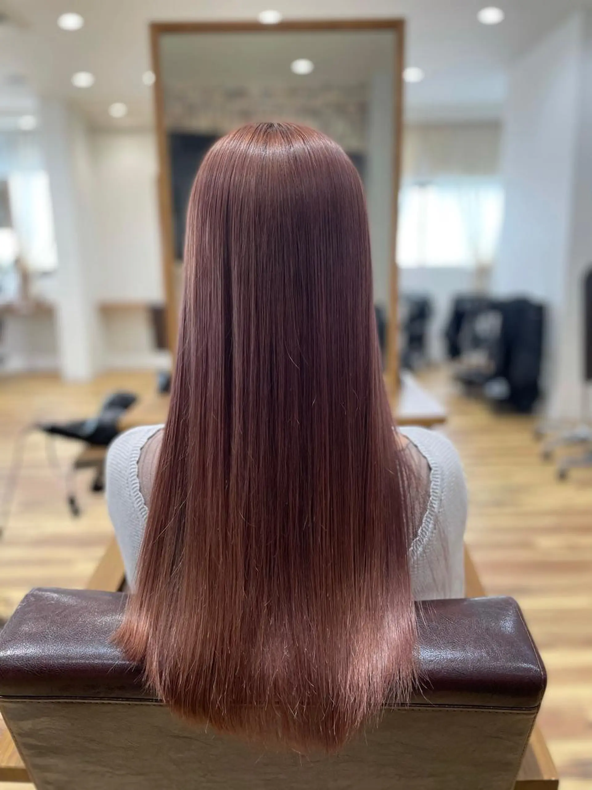 ロング ロング YASUHIRO グレージュ/メンズのヘアスタイル