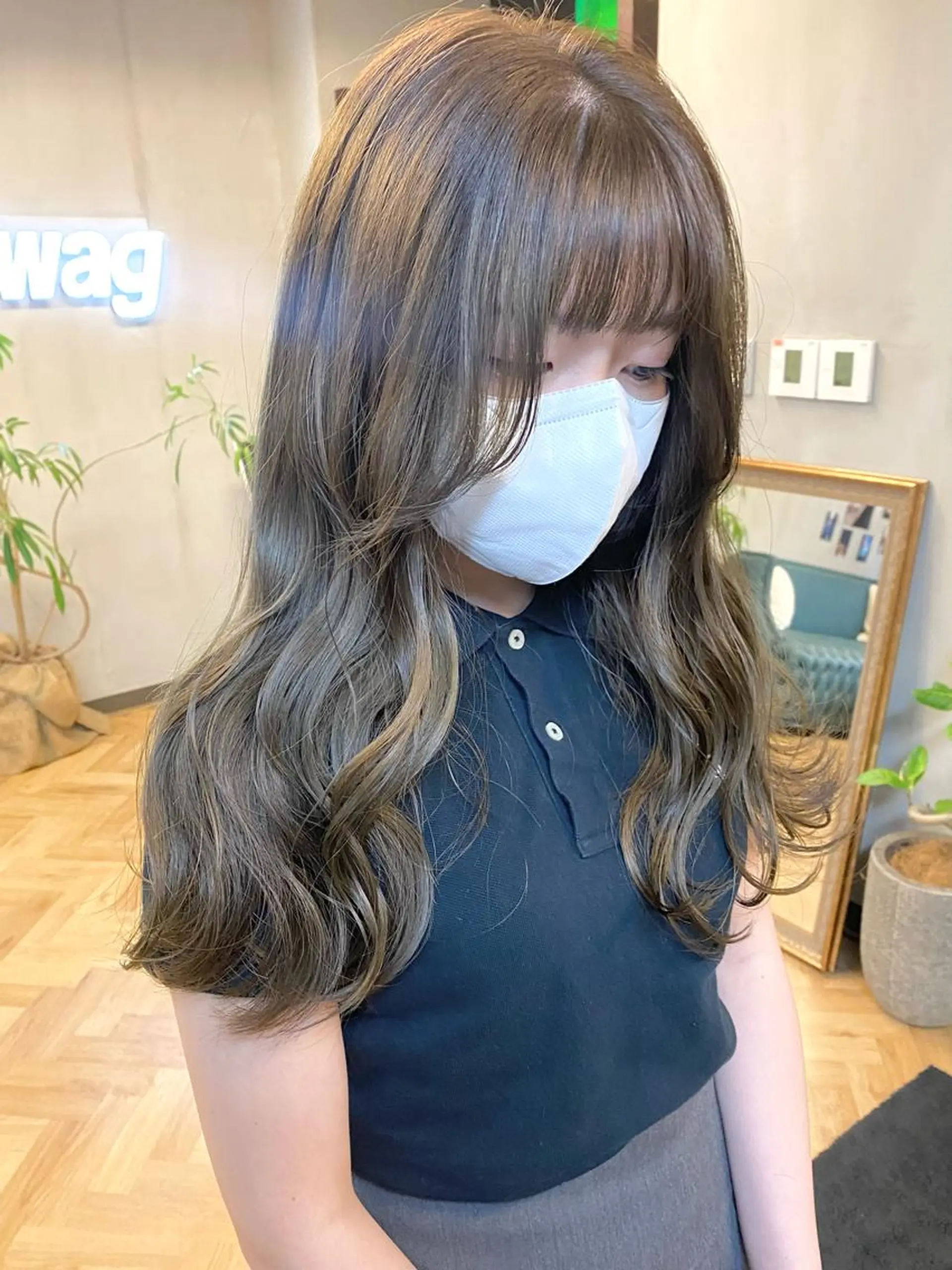 ロング カラー ハル🌸柔色/ ブリーチなし/艶髪のヘアスタイル
