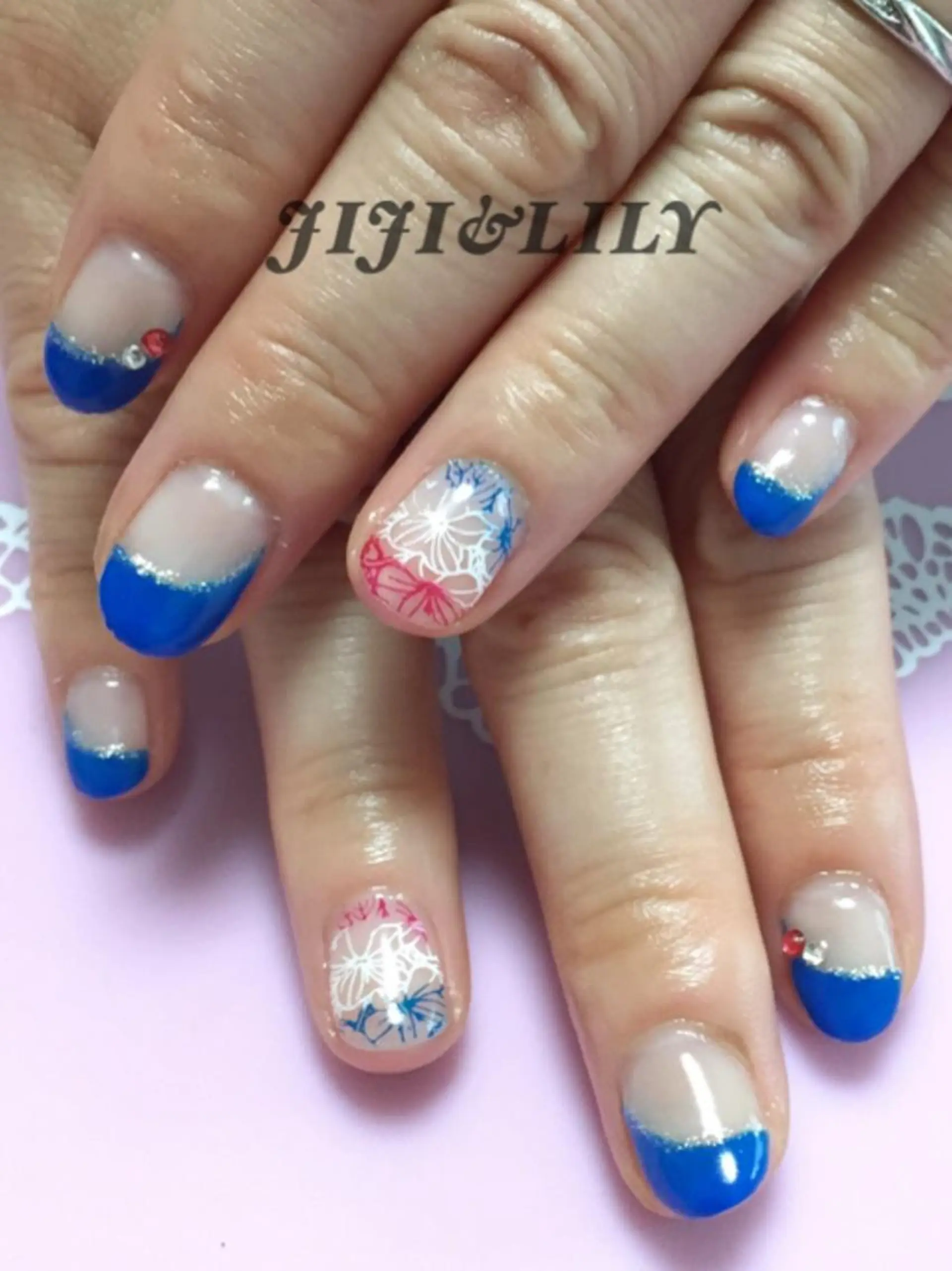 ネイル フレンチネイル 斜めフレンチ 豊田 圭子のネイルデザイン