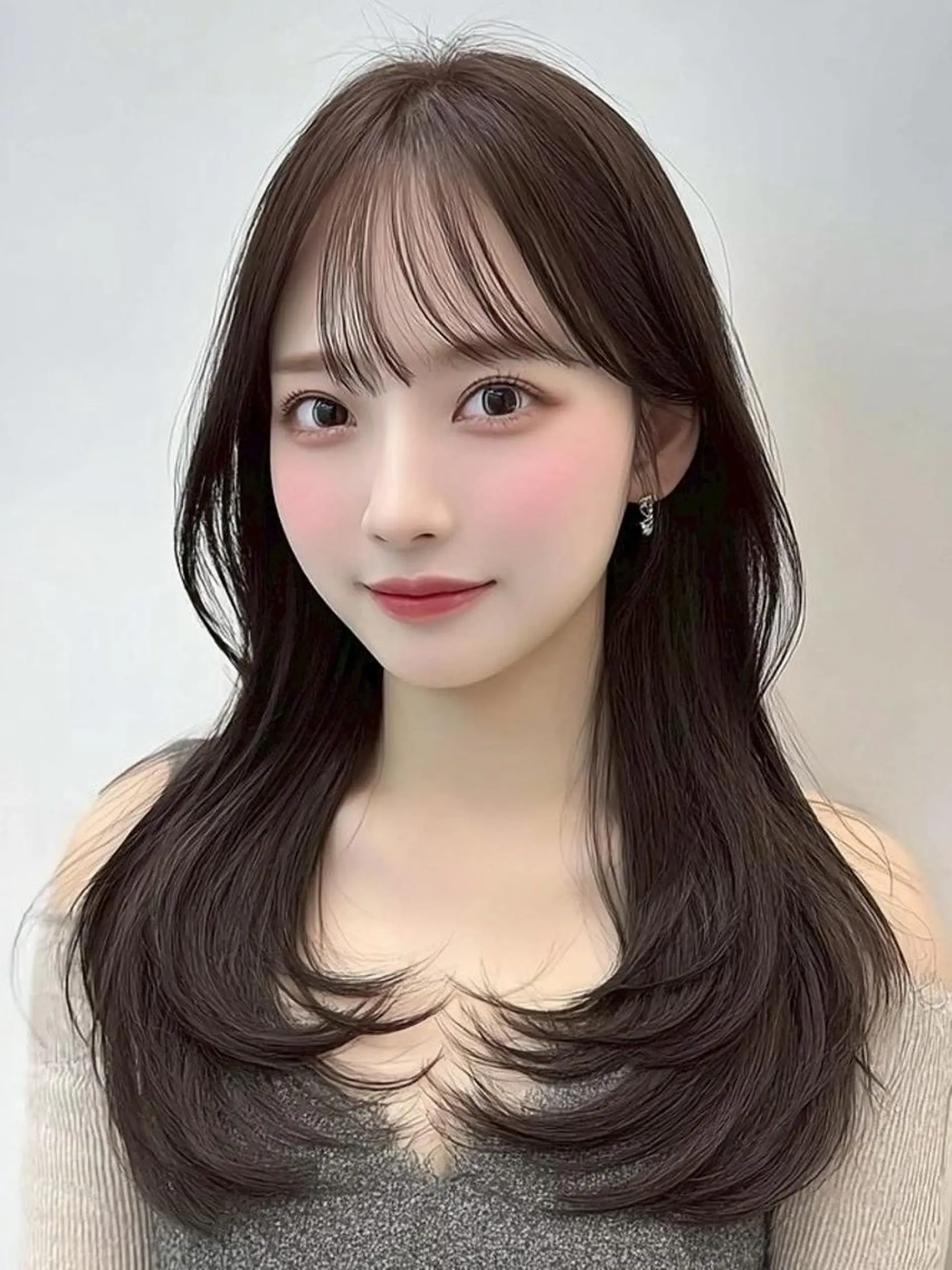 ロング 髪質改善 韓国風ヘア レイヤーカット 似合わせカット シースルーバング カット ヘアカラー Ayumu🦊 /京都／西院のヘアスタイル