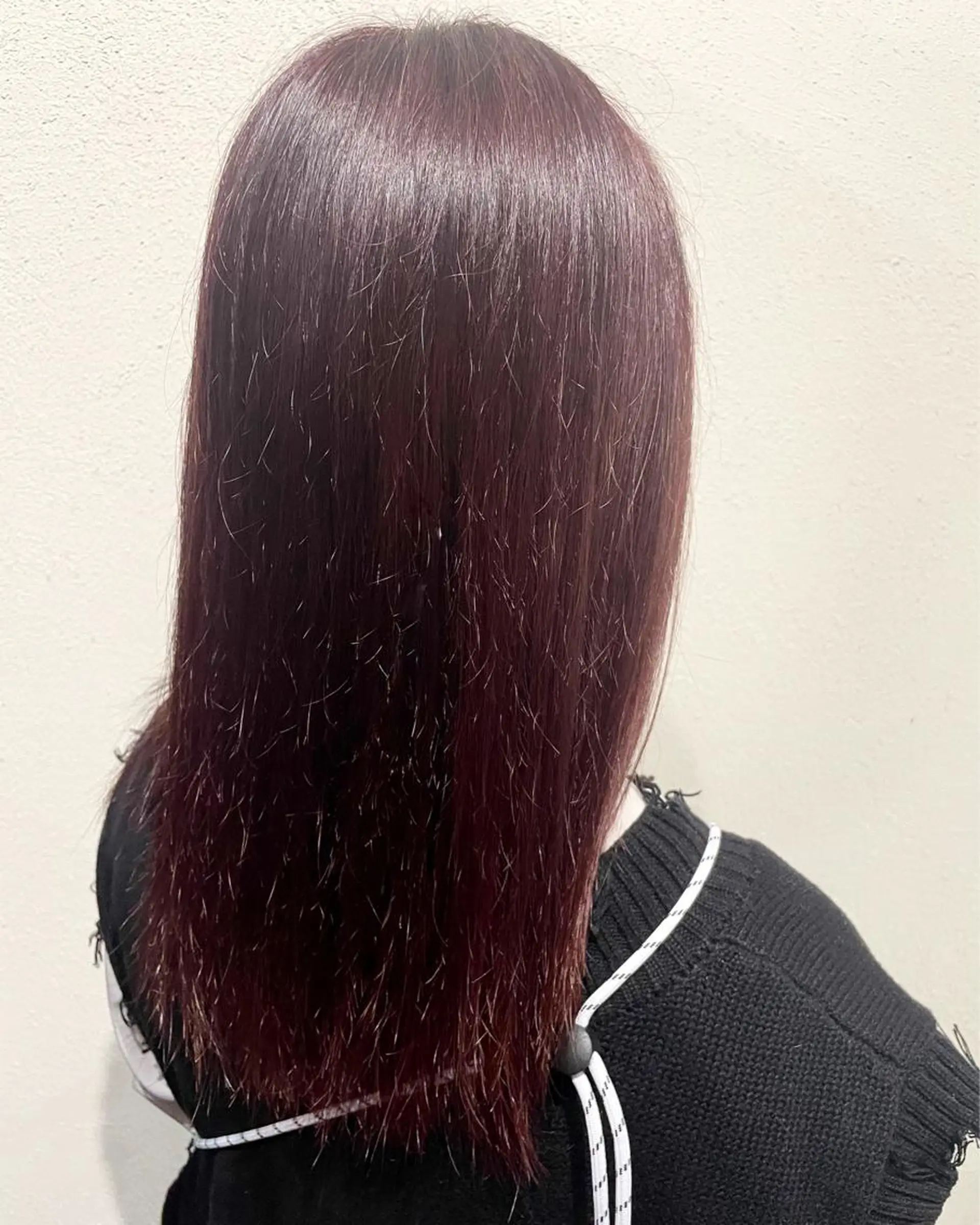 セミロング カラー 石川 聖奈のヘアスタイル