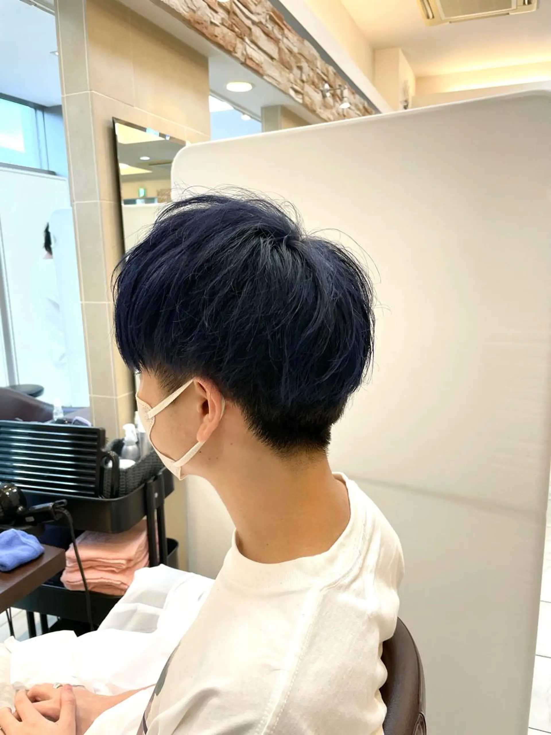 カラー メンズ 千葉 香奈のヘアスタイル
