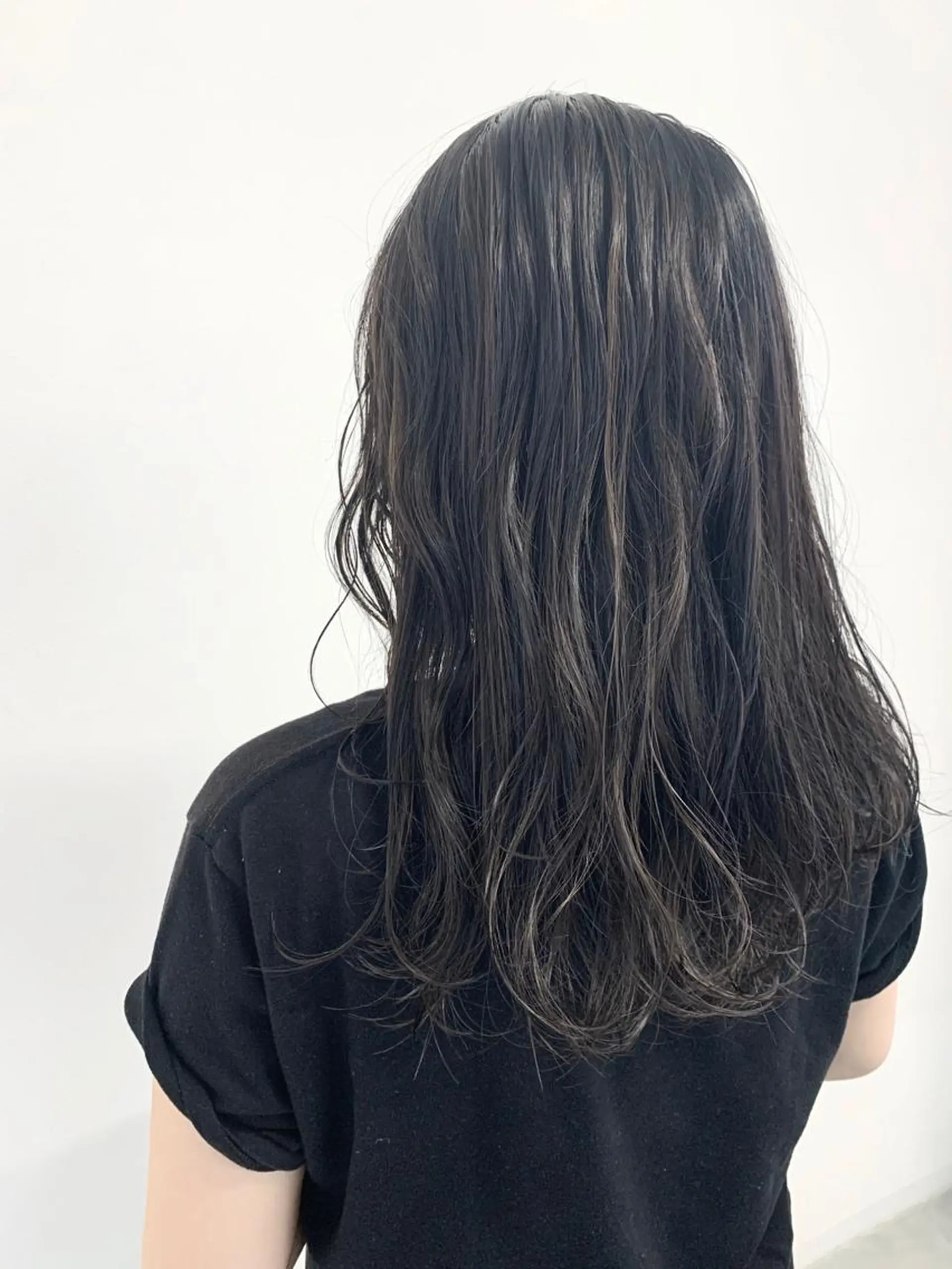 セミロング カラー 🔵赤み消し透明感 梅田・増田のヘアスタイル