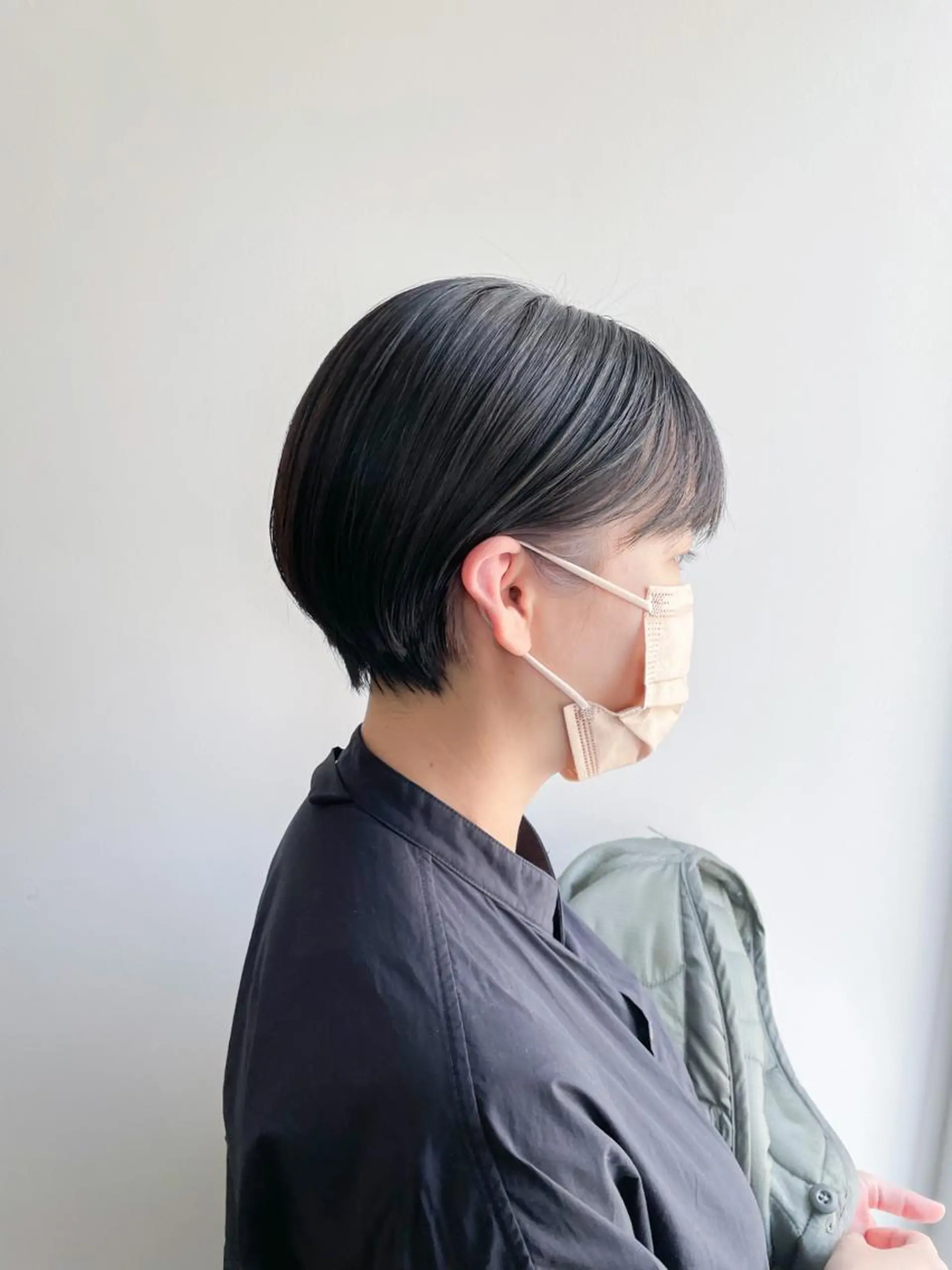 ショート カラー 丸みショート アッシュ ショートヘア カット ヘアカラー Takuma Suzuki中目黒のヘアスタイル