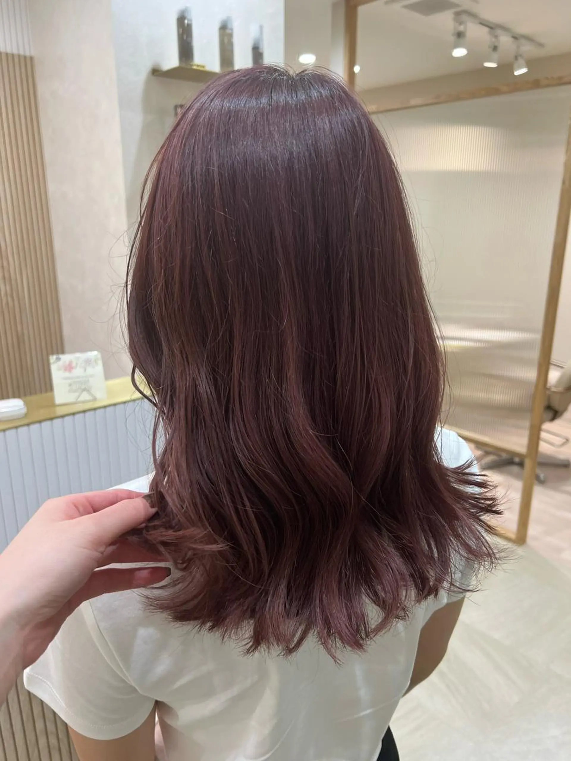 セミロング カット ヘアカラー トリートメント ヘッドスパ mina .のヘアスタイル