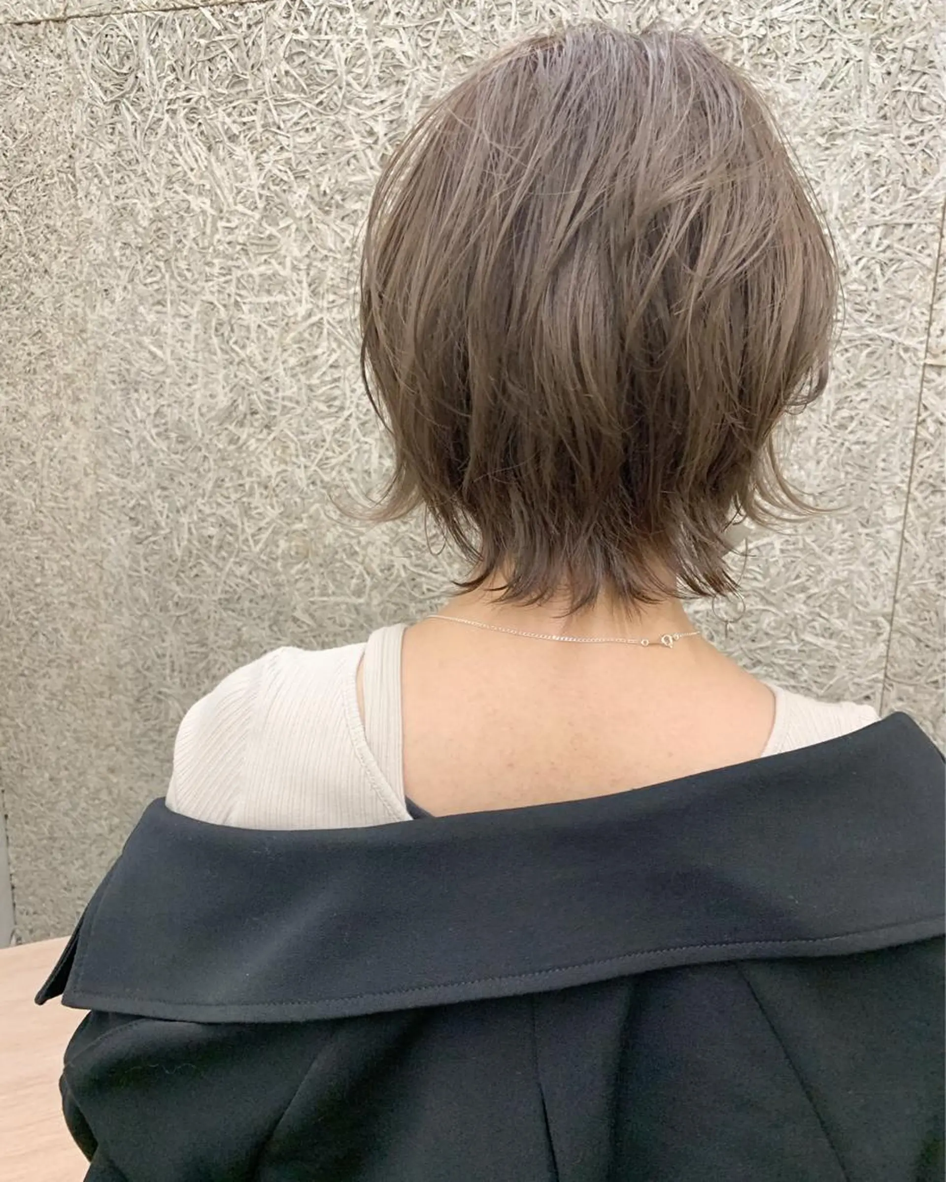 ミディアム ウルフカット カット ヘアカラー トリートメント mua 鳳のヘアスタイル