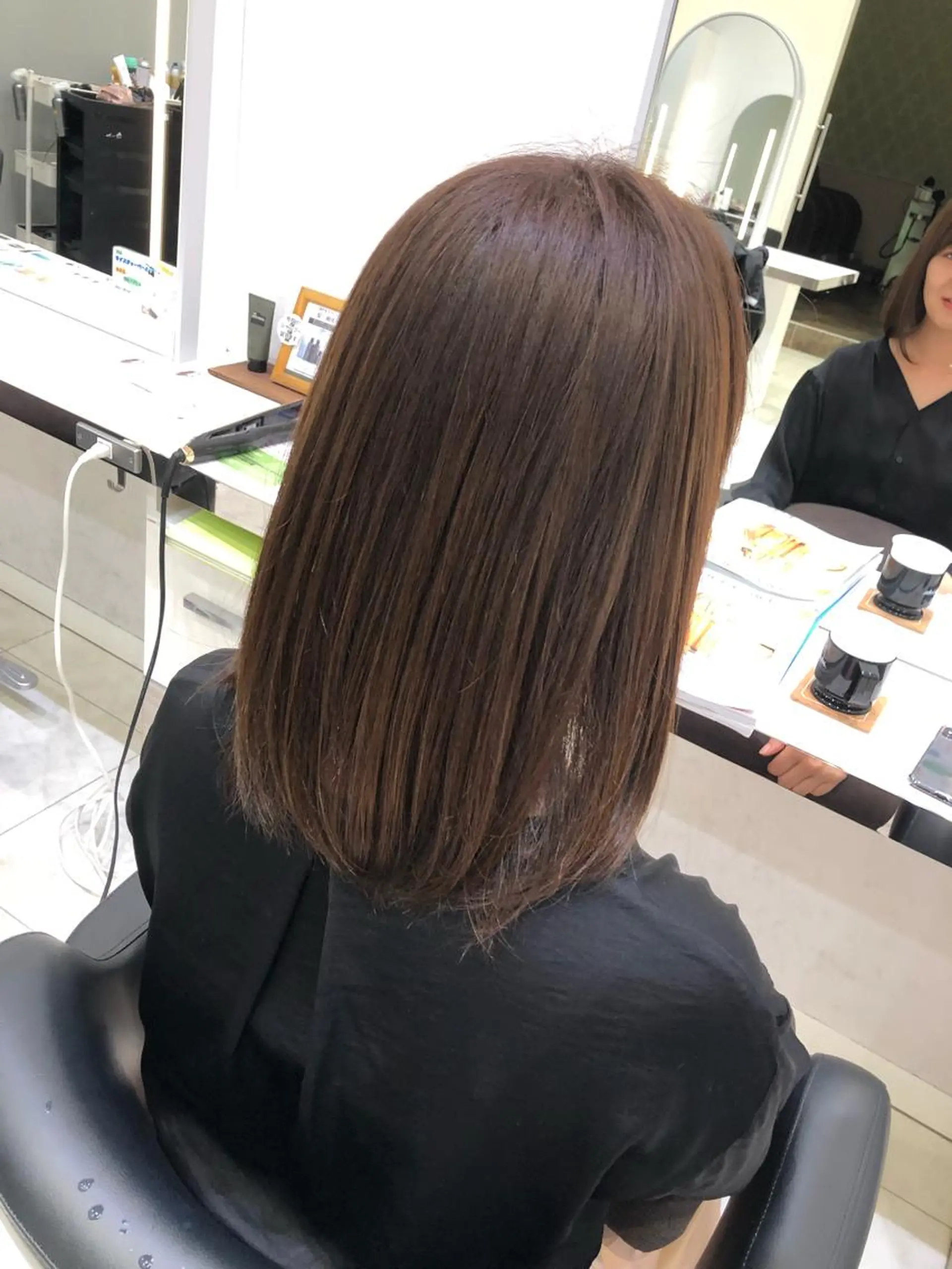 ミディアム 岸 保奈美のヘアスタイル