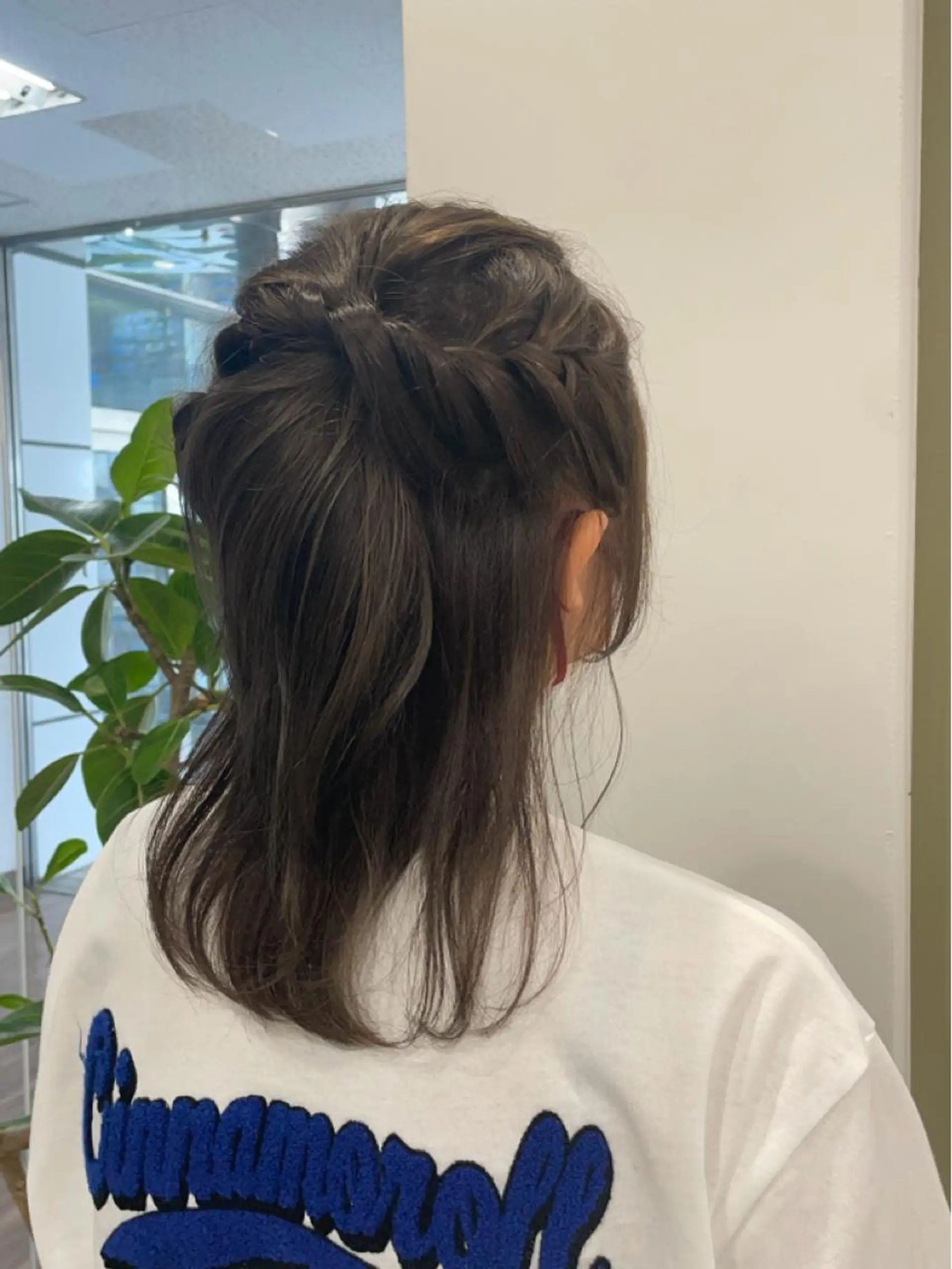 ヘアアレンジ カットパーマモデル 山中 遥のヘアスタイル