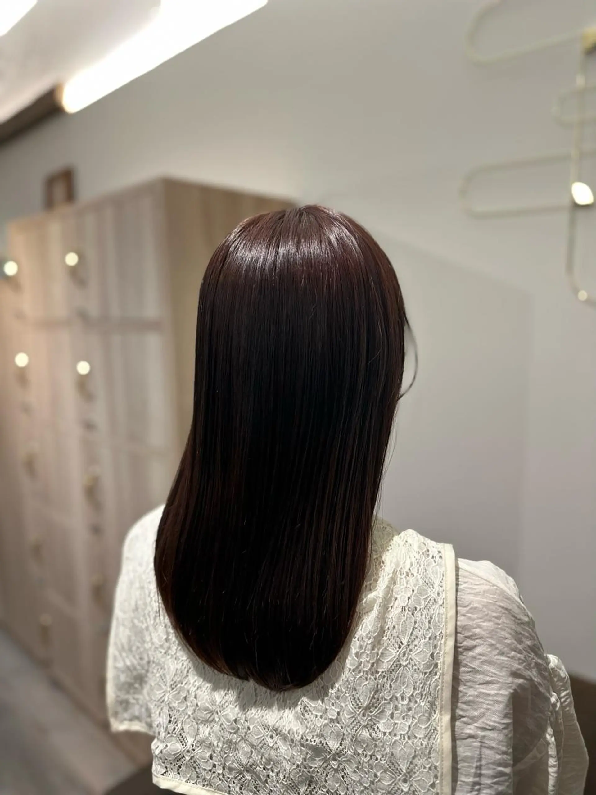 ロング カラー 臺 佳連のヘアスタイル