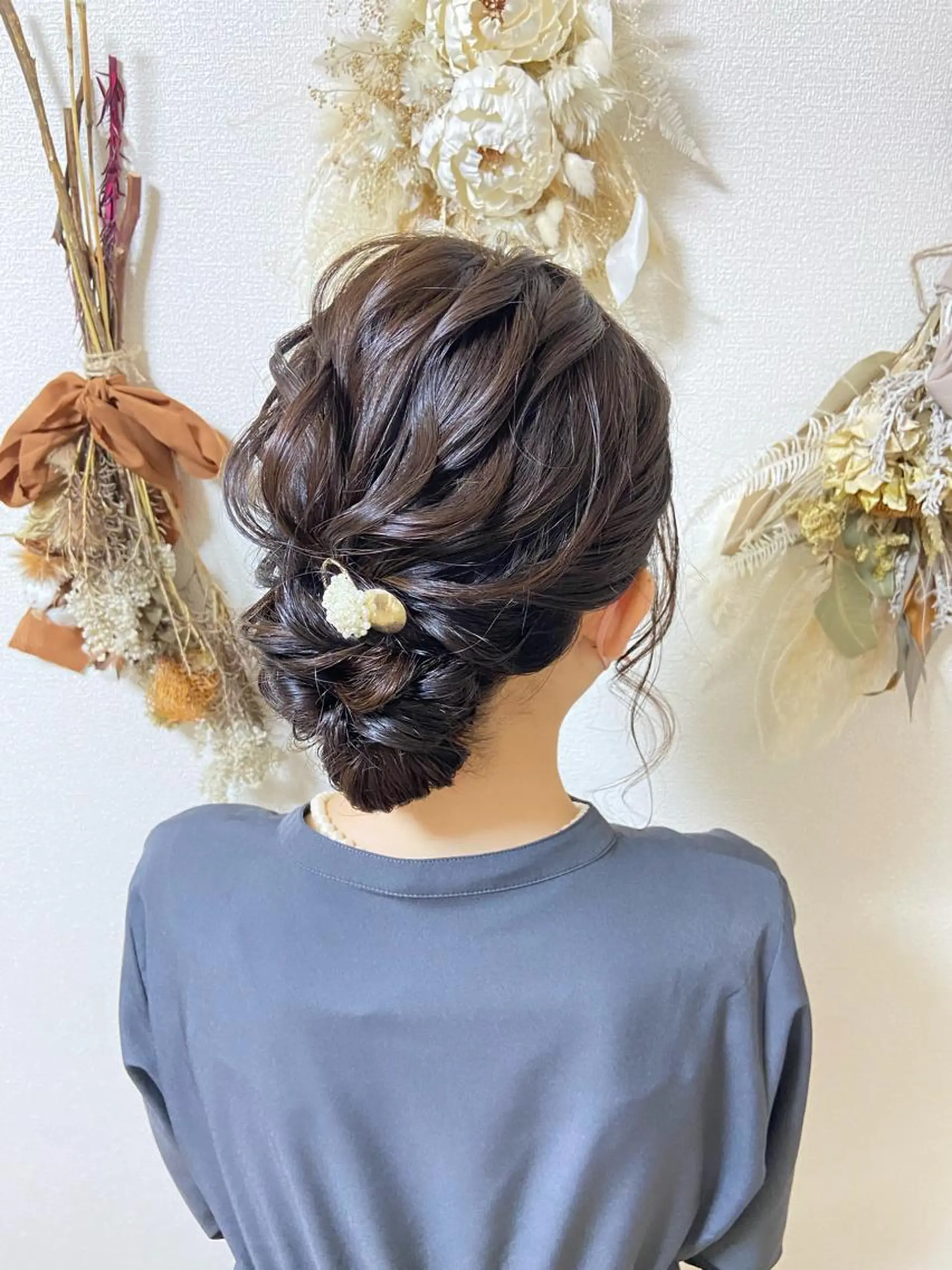 ミディアム ヘアアレンジ ヘアアンドメイクムタ 新居のヘアスタイル