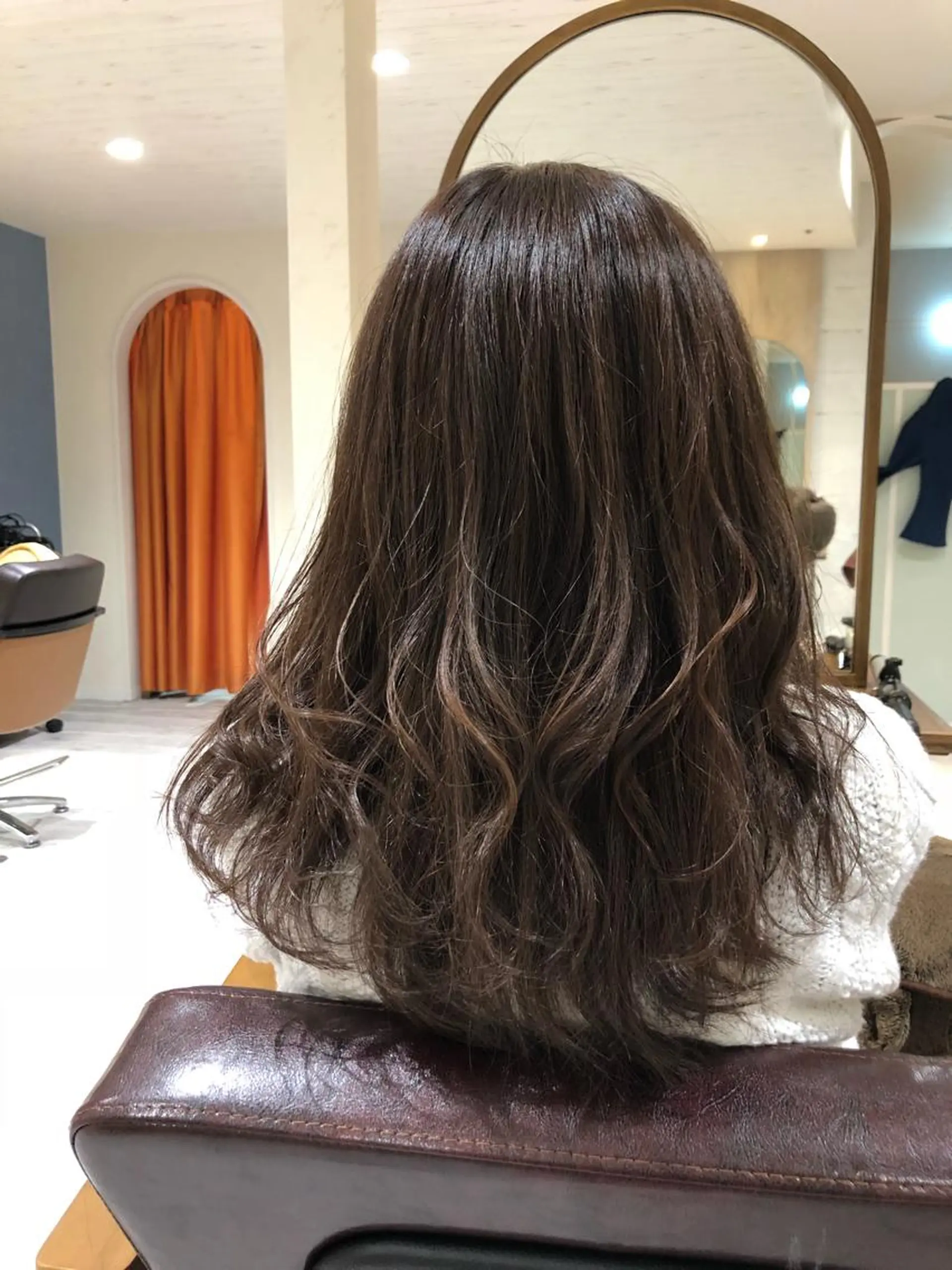 カラー 小島嵩人 縮毛矯正 髪質改善のヘアスタイル